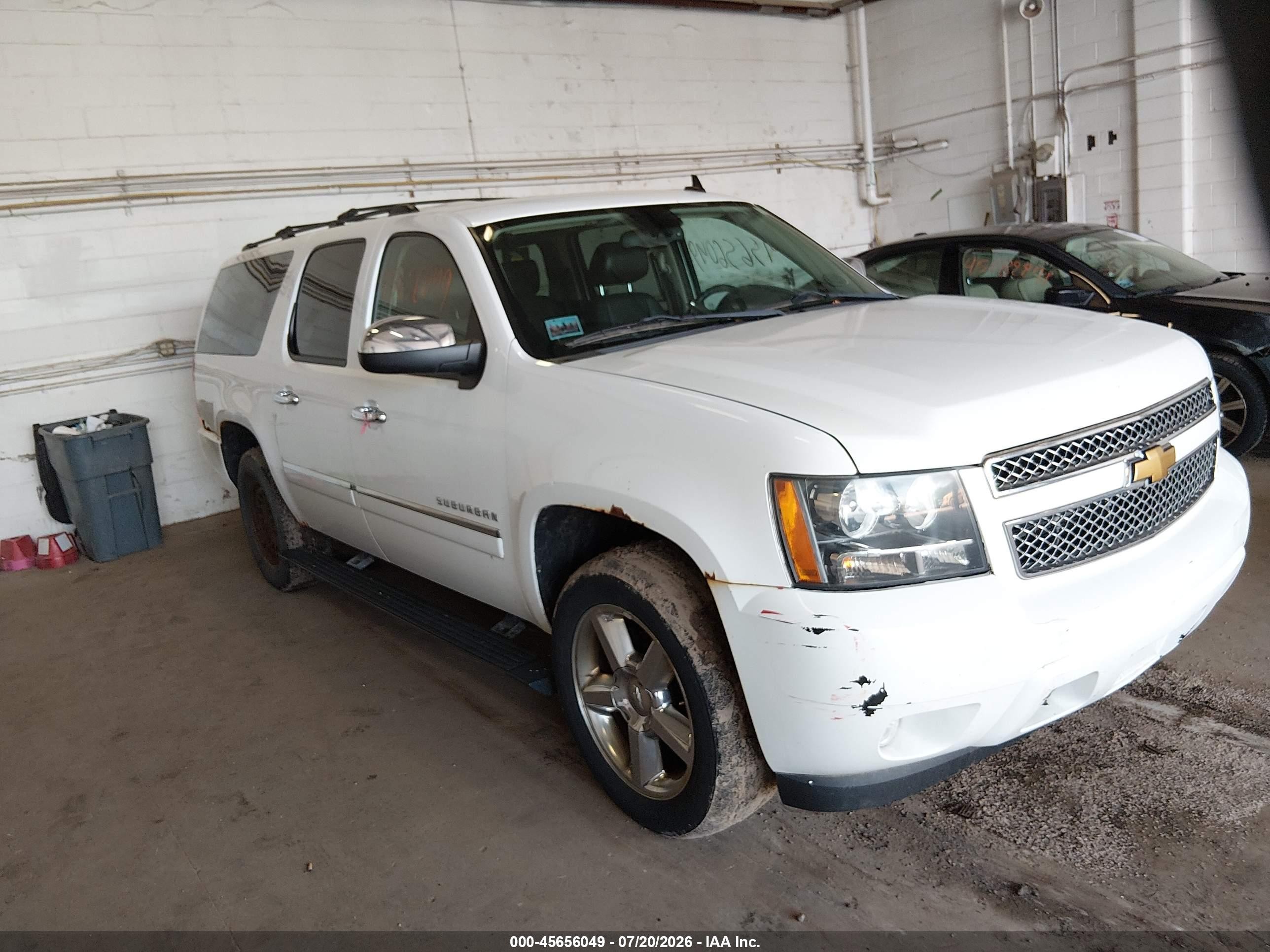 2012 Chevrolet Suburban LTZ, VIN 1GNSKKE73CR326290 — Normal wear