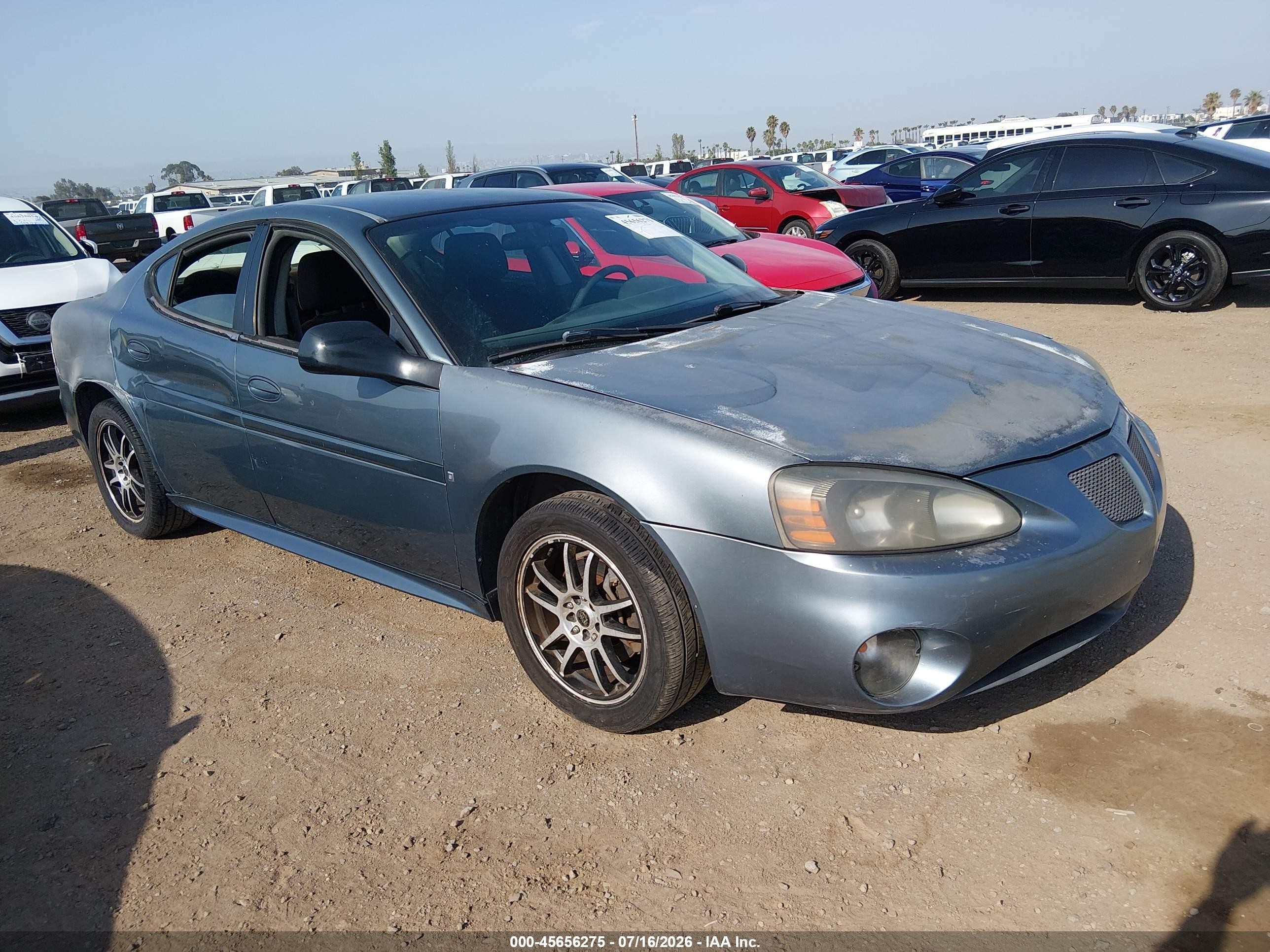2006 Pontiac Grand Prix, VIN 2G2WP552361270452 — Normal wear