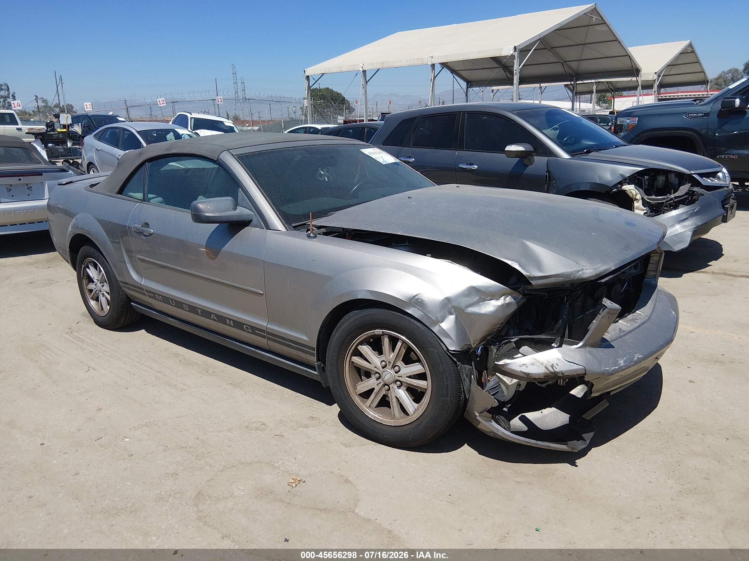 2008 Ford Mustang Deluxe, VIN 1ZVHT84N585178979 — Normal wear