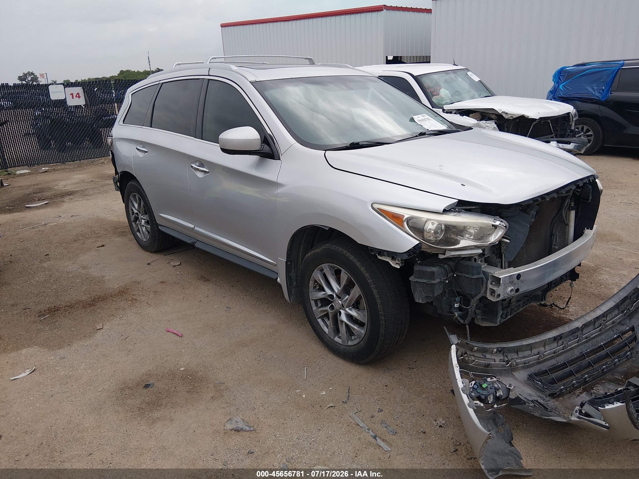 2013 Infiniti JX35, VIN 5N1AL0MN6DC351657 — Перед