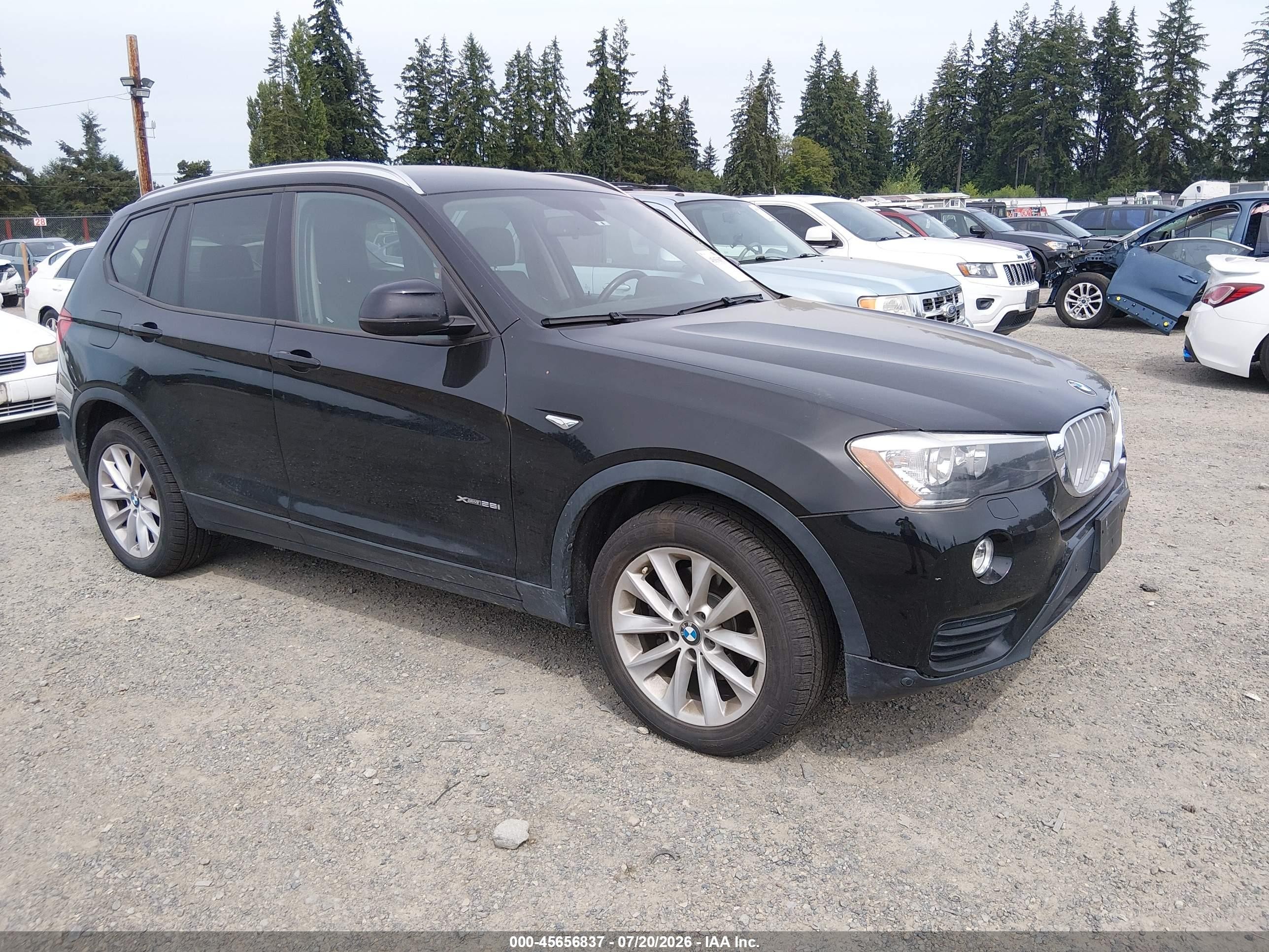 2015 BMW X3 xDrive28i, VIN 5UXWX9C59F0D48892 — Rear end