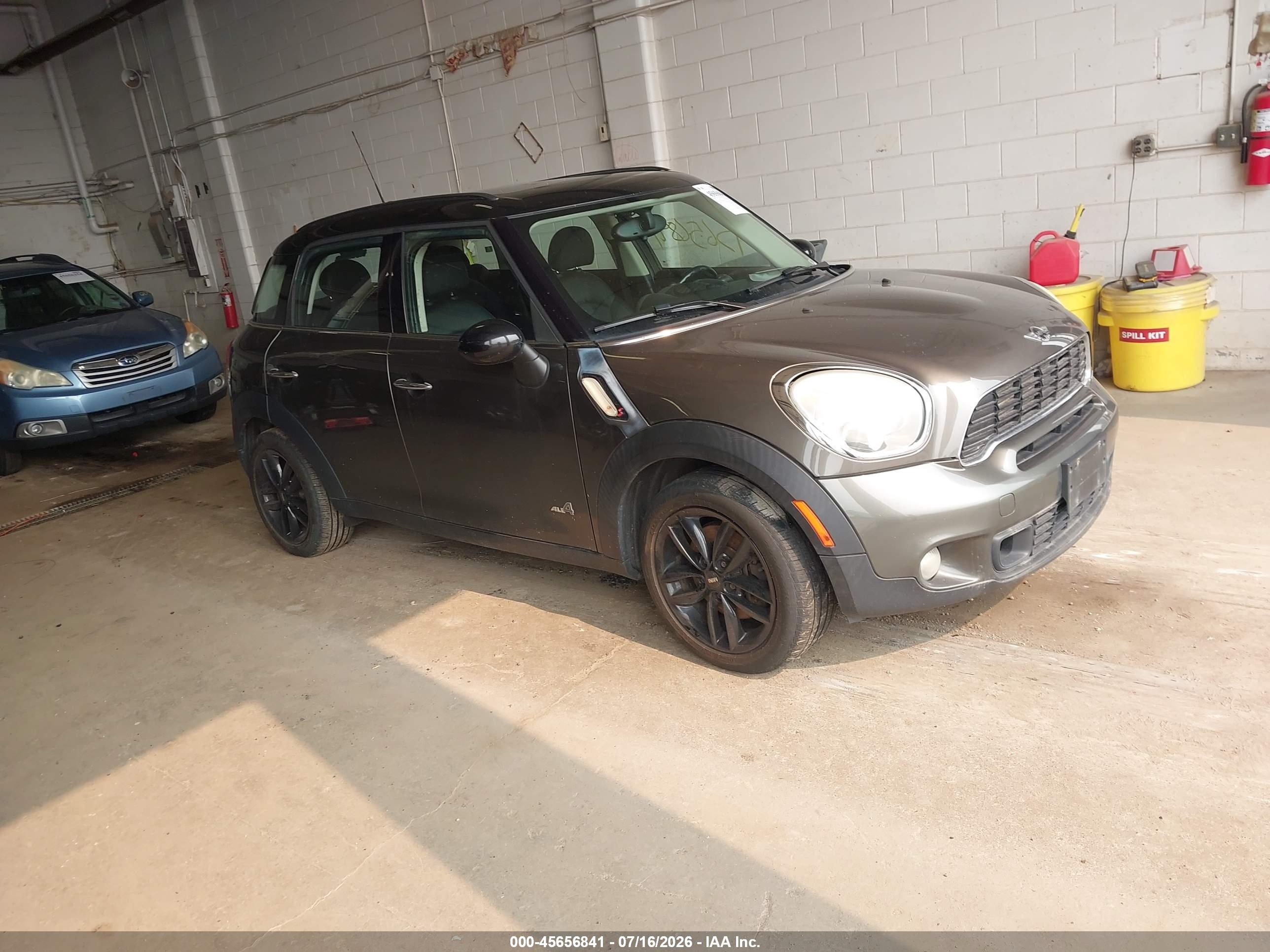 2011 MINI Countryman S, VIN WMWZC5C57BWH99164 — Normal wear