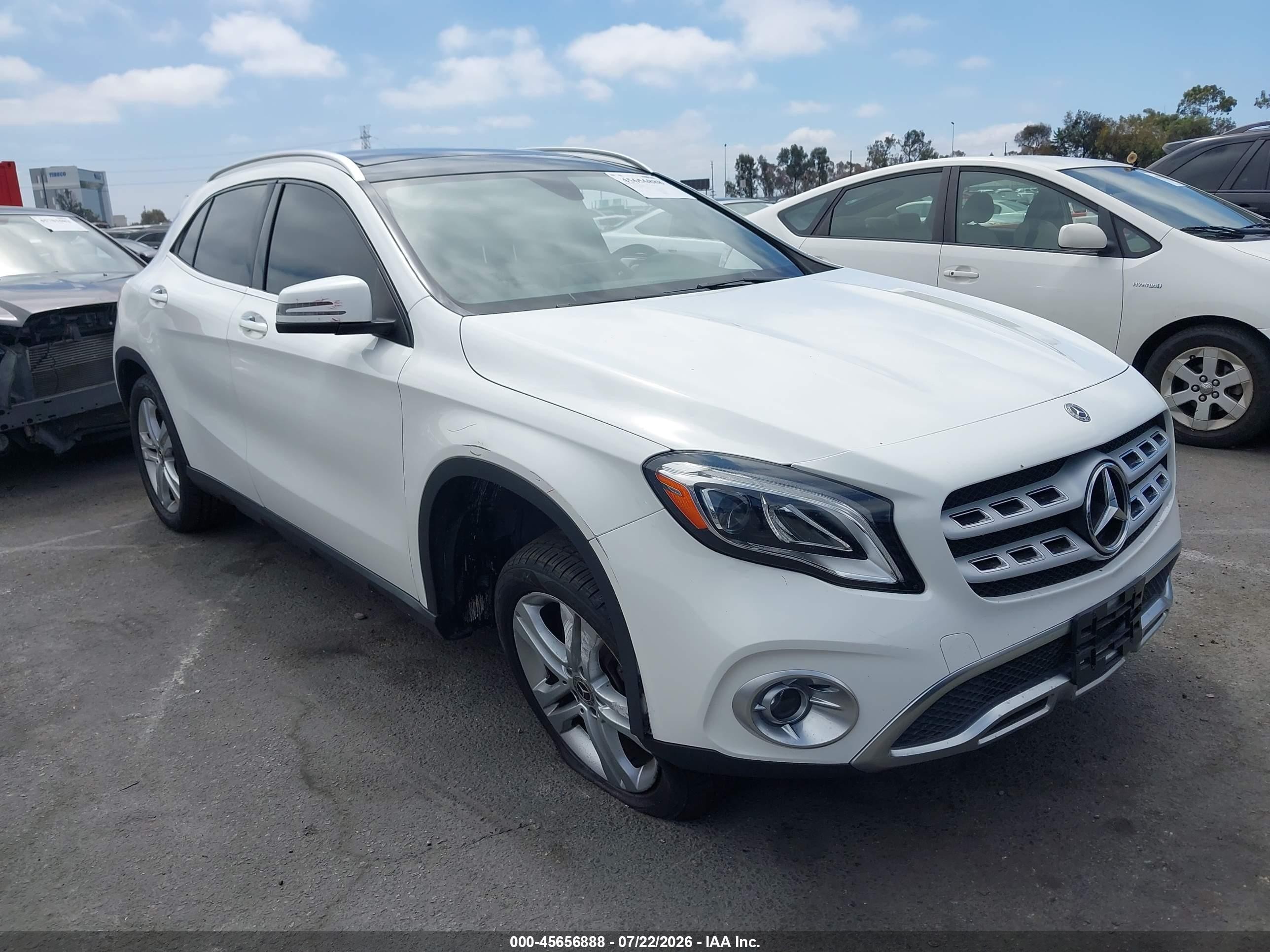 2018 Mercedes-Benz GLA 250, VIN WDCTG4GB2JU000237 — Side