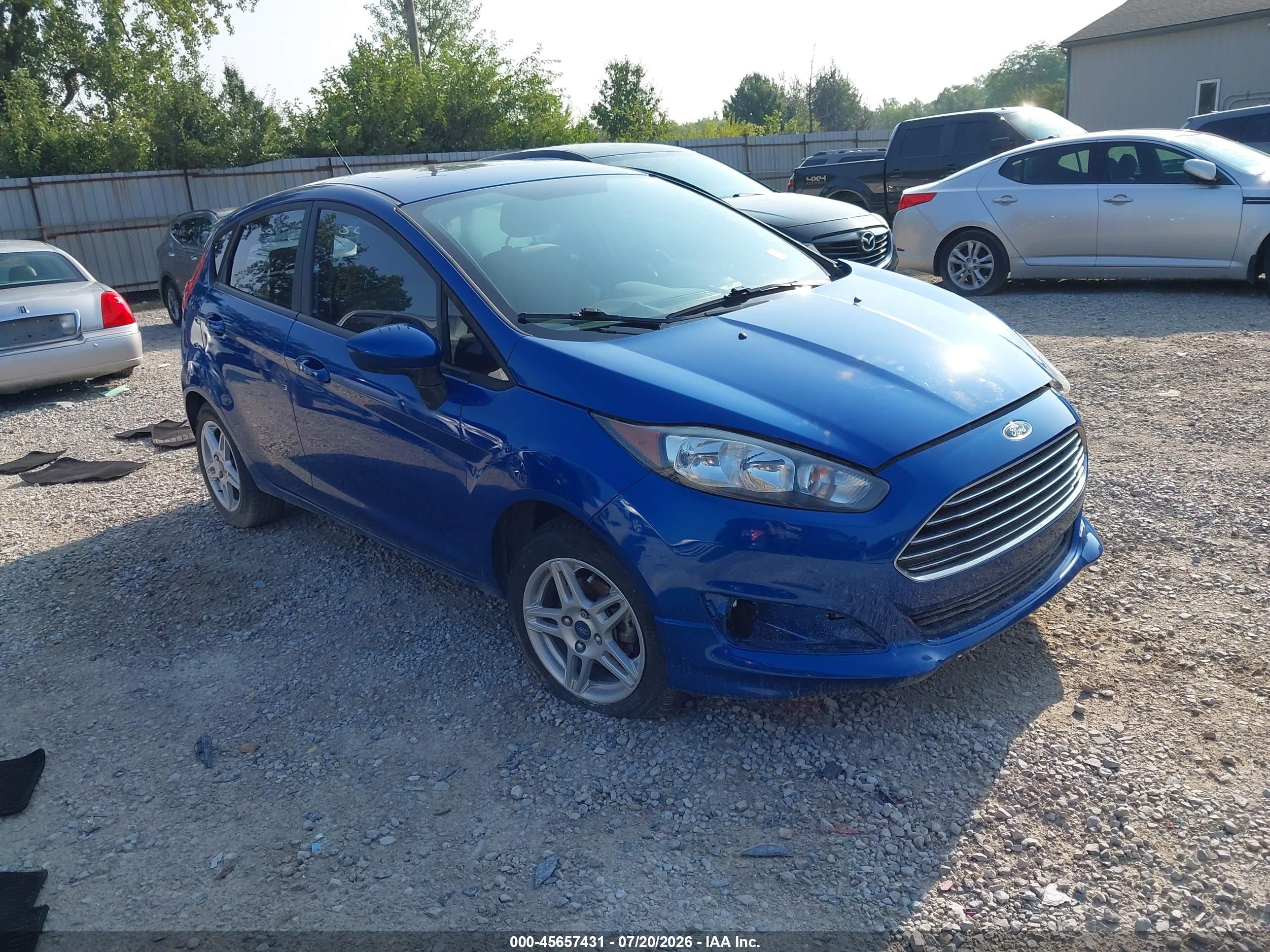 2018 Ford Fiesta SE, VIN 3FADP4EJ4JM138215 — Front end