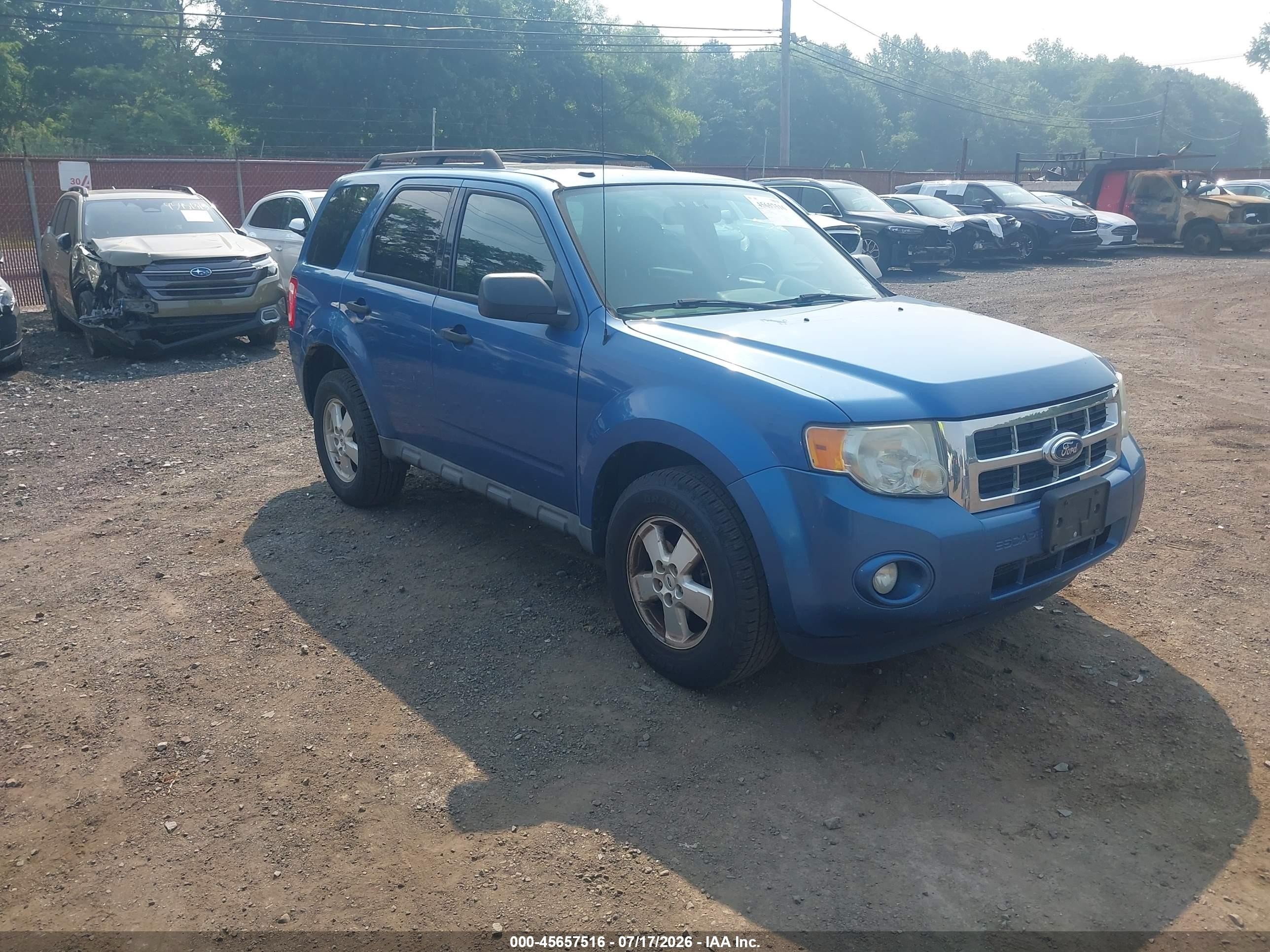 2010 Ford Escape XLT, VIN 1FMCU0DG5AKB63821 — Normal wear