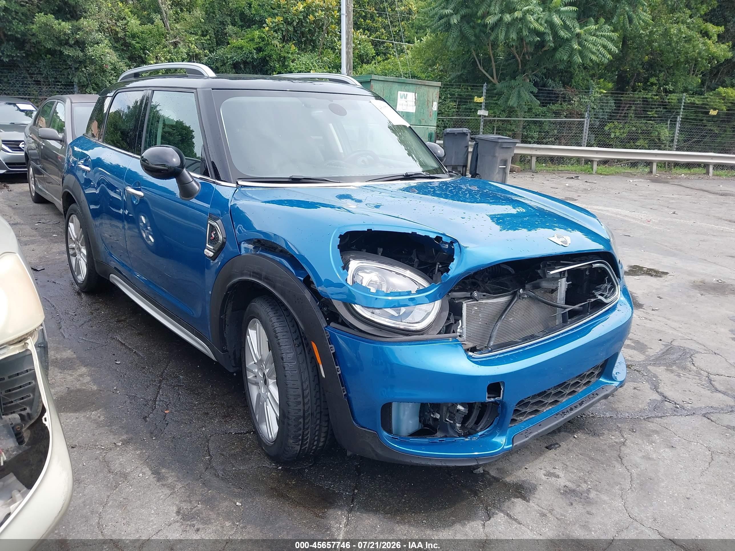 2018 MINI Countryman Cooper S, VIN WMZYT3C36J3E93266 — Front end