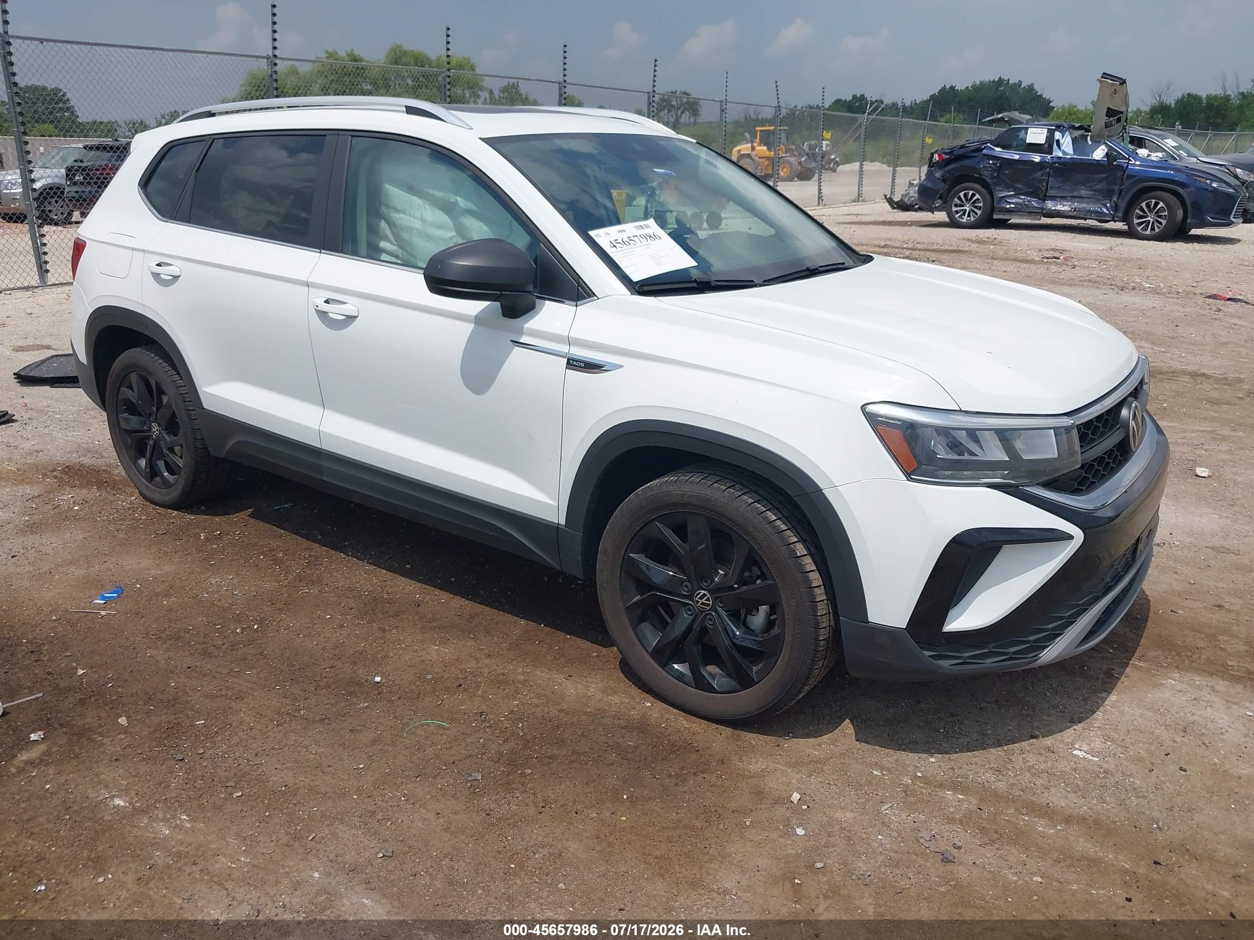 2022 Volkswagen Taos SE, VIN 3VVPX7B22NM013050 — Rear end