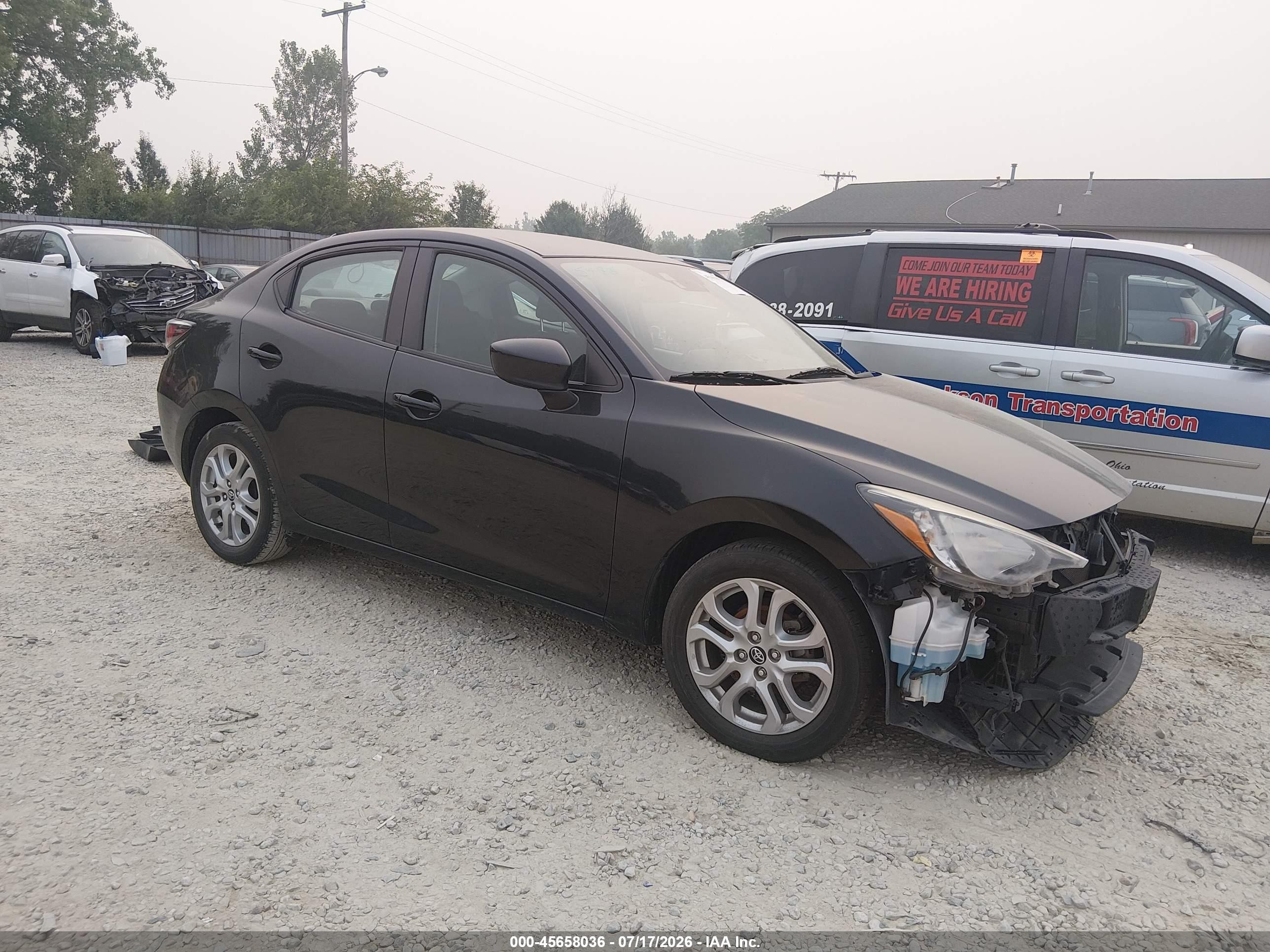 2017 Toyota Yaris, VIN 3MYDLBYV2HY168469 — Front end