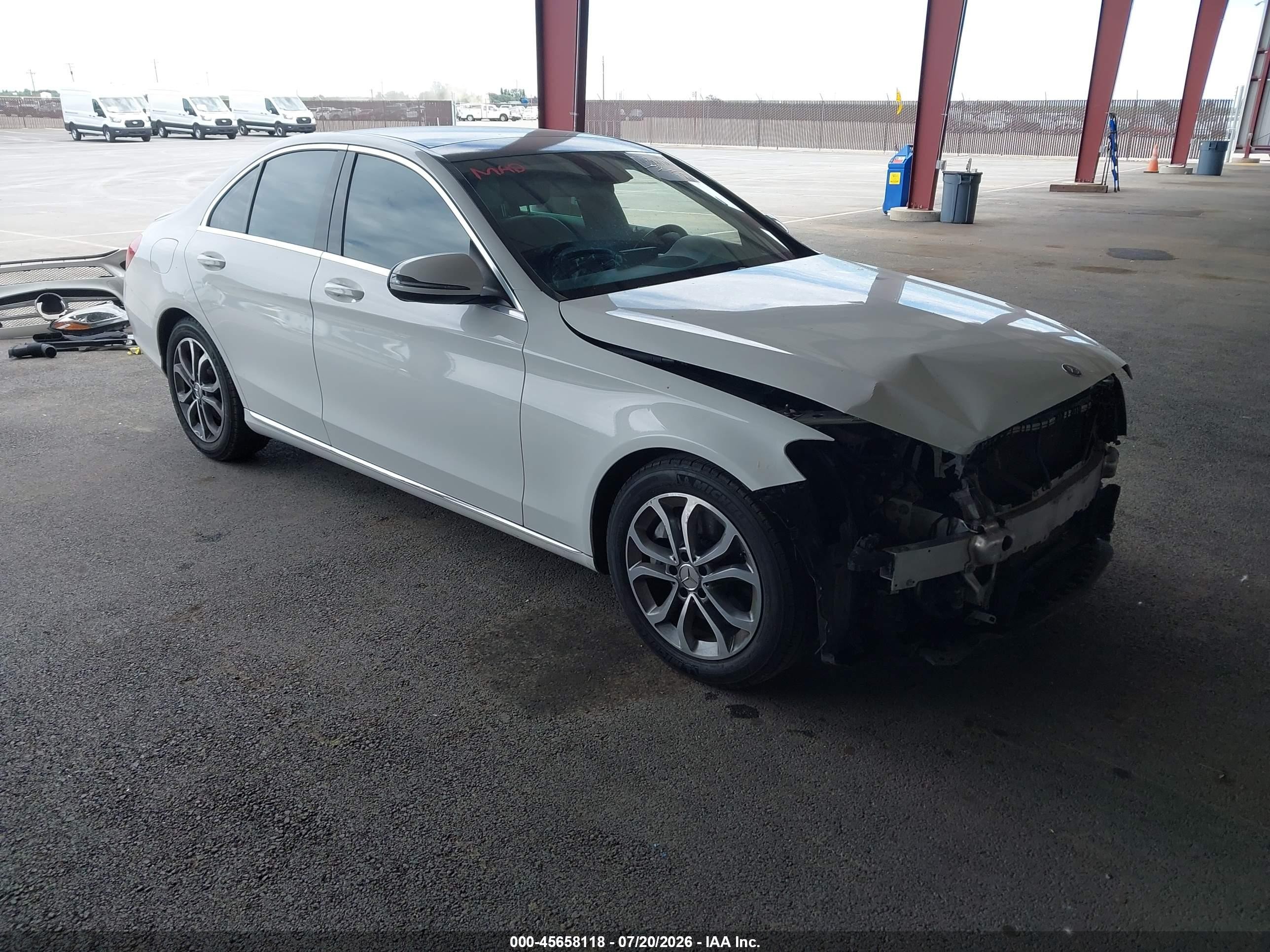 2016 Mercedes-Benz C 300 Sport, VIN 55SWF4JBXGU139806 — Front end