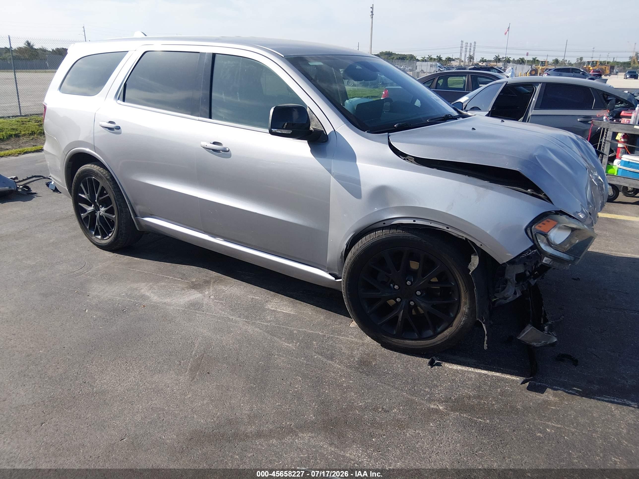 2016 Dodge Durango Limited, VIN 1C4RDHDG8GC394406 — Front end