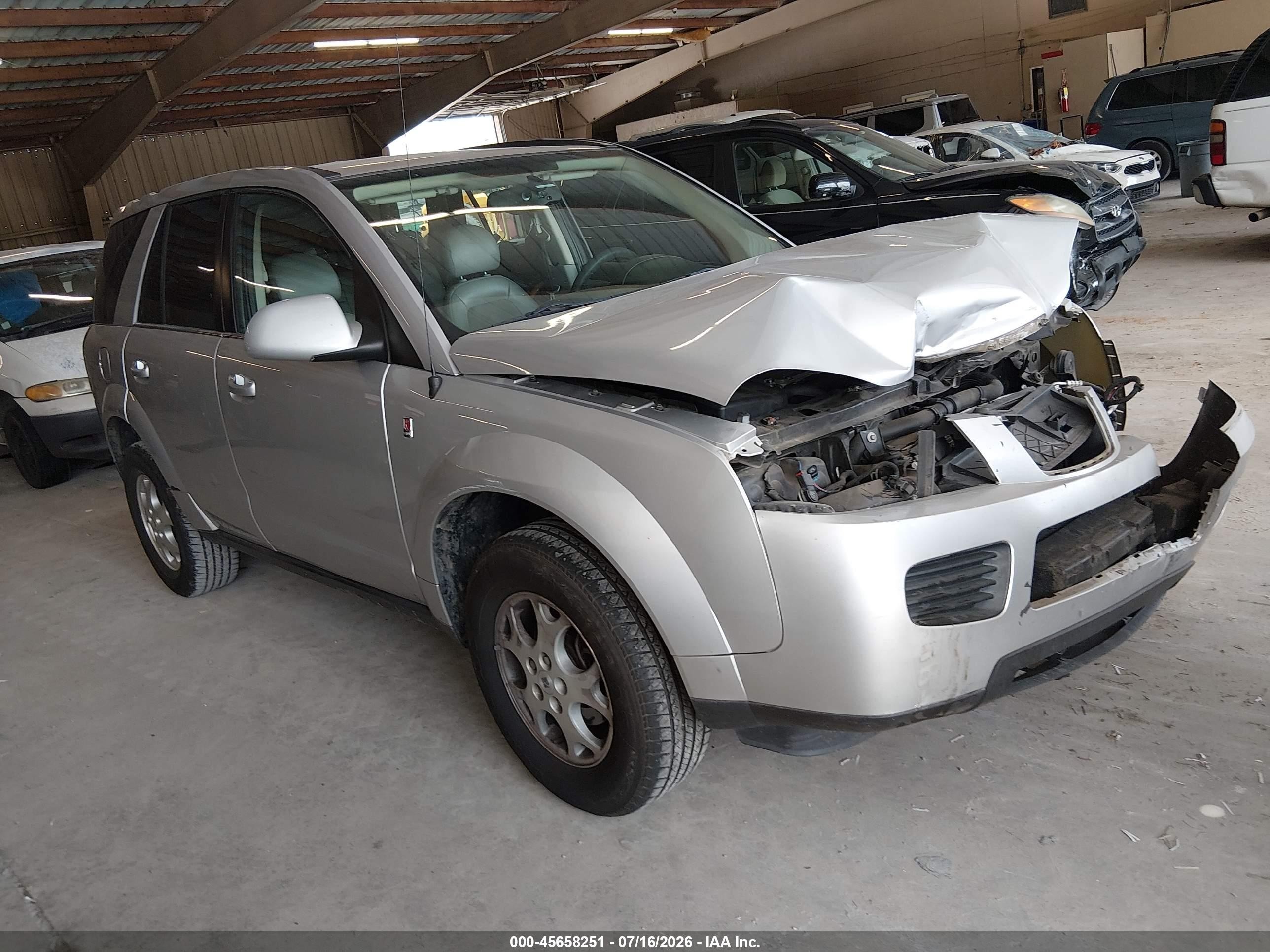 2006 Saturn VUE, VIN 5GZCZ53486S856950 — Front end