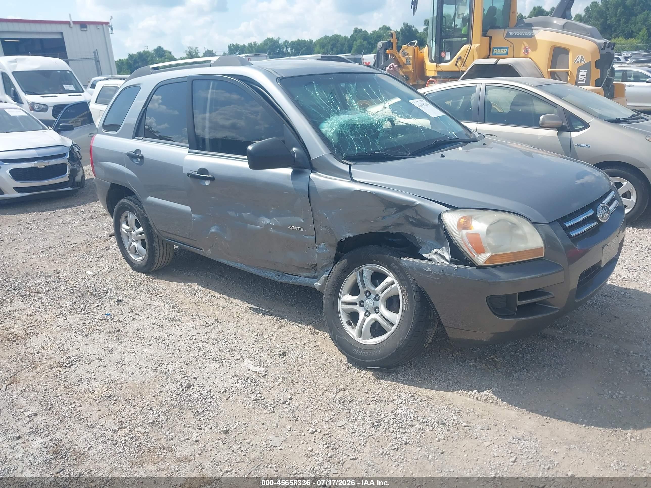 2008 Kia Sportage LX, VIN KNDJE723687470865 — Front end