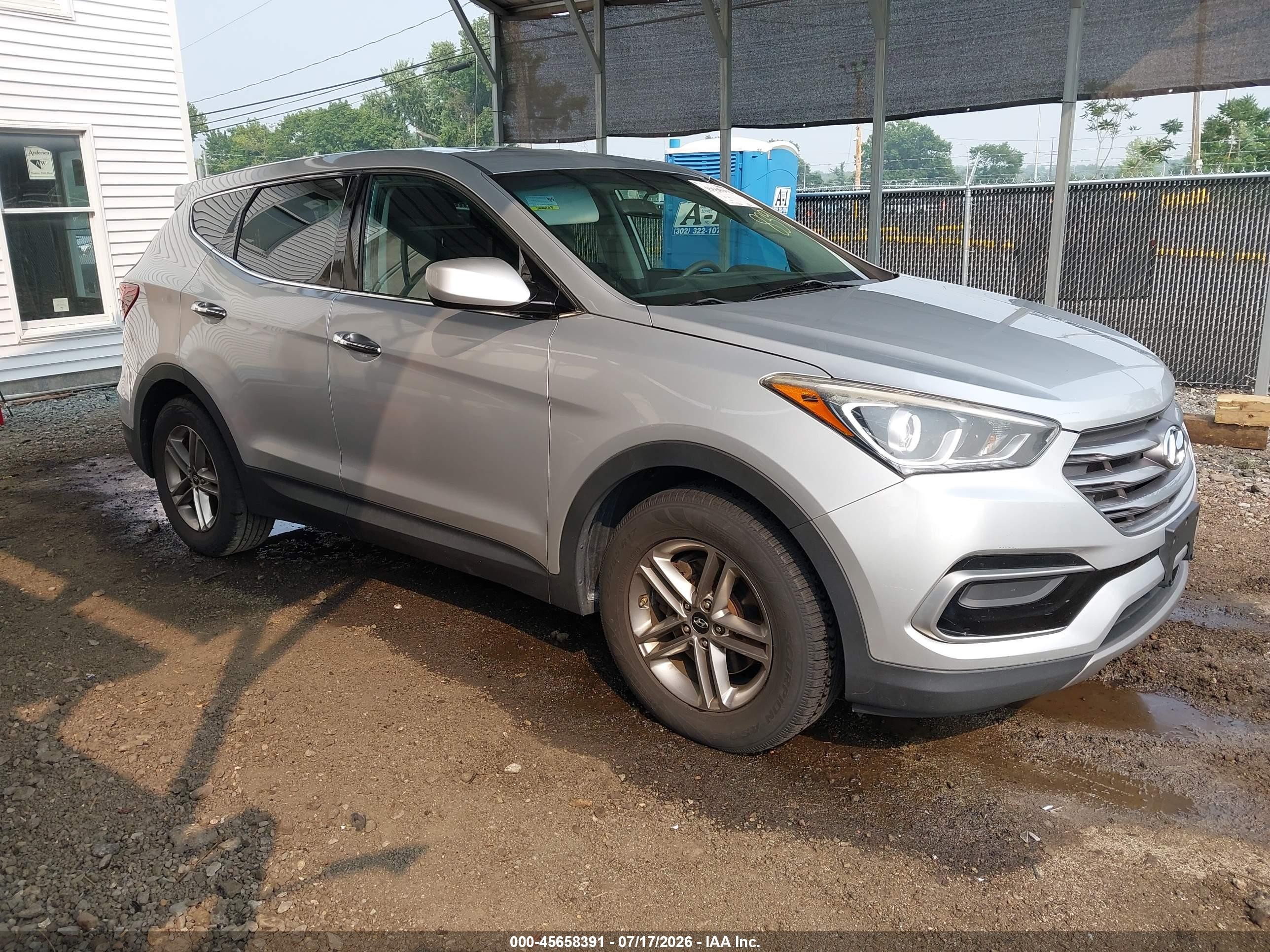 2017 Hyundai Santa Fe 2.4L, VIN 5XYZT3LB4HG498254 — Side