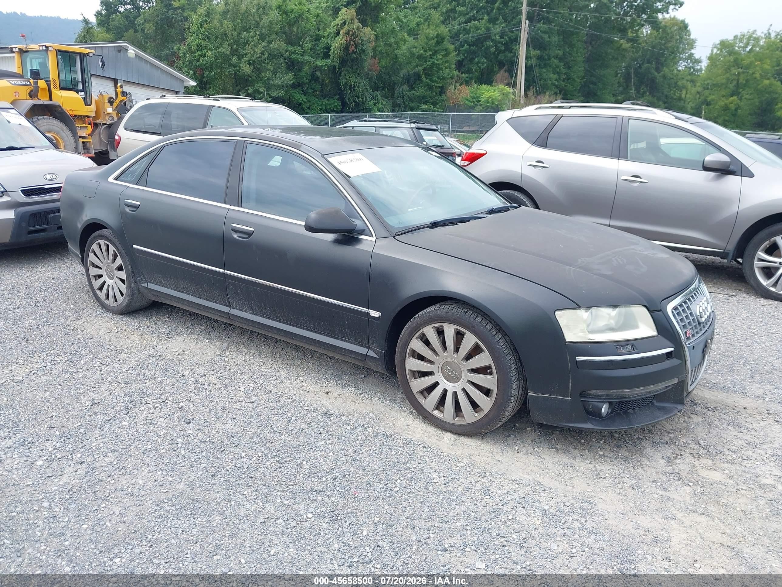 2005 Audi A8, VIN WAUML44E55N008737 — Front end