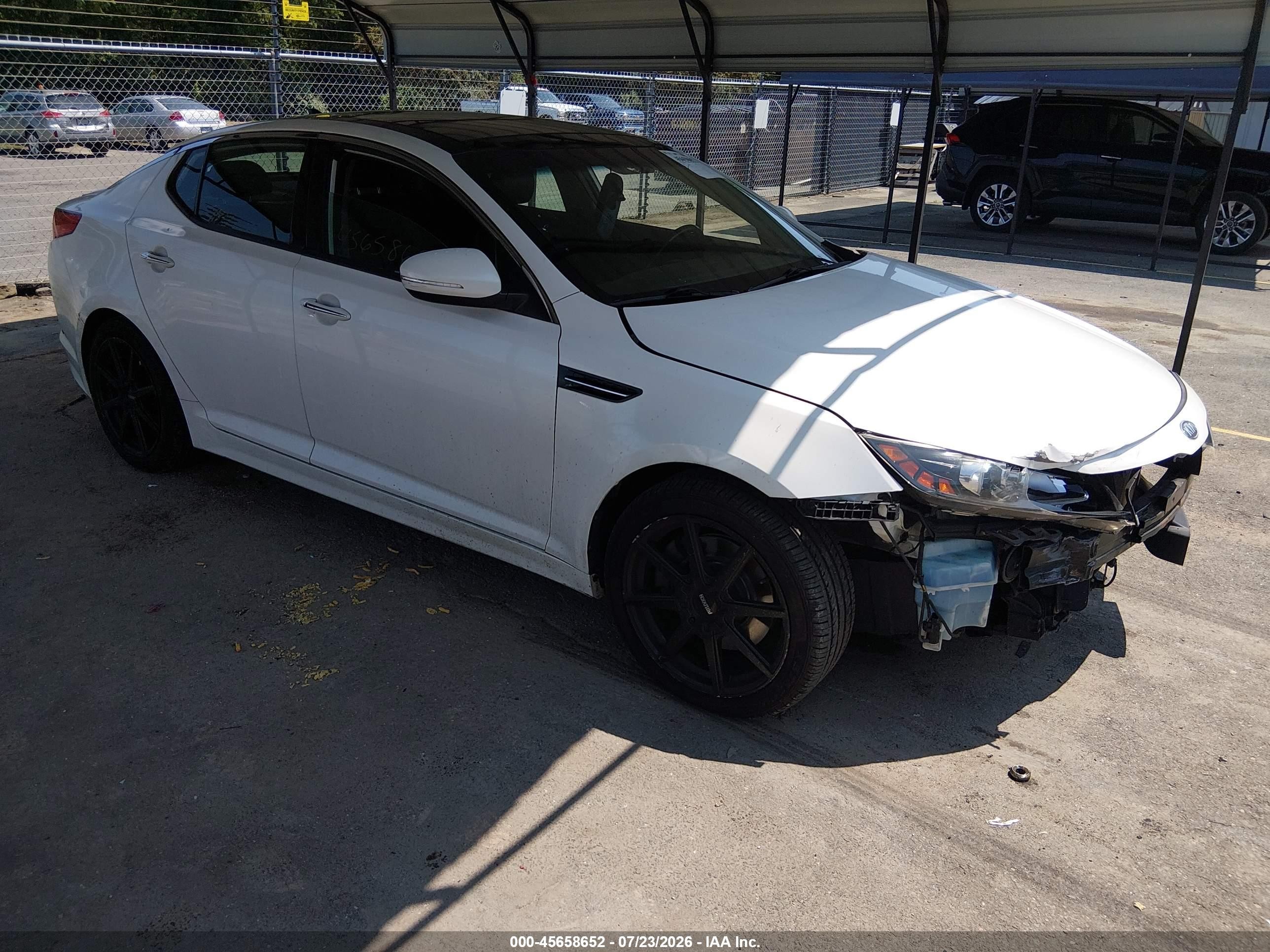 2011 Kia Optima SX, VIN KNAGR4A60B5141751 — Front end