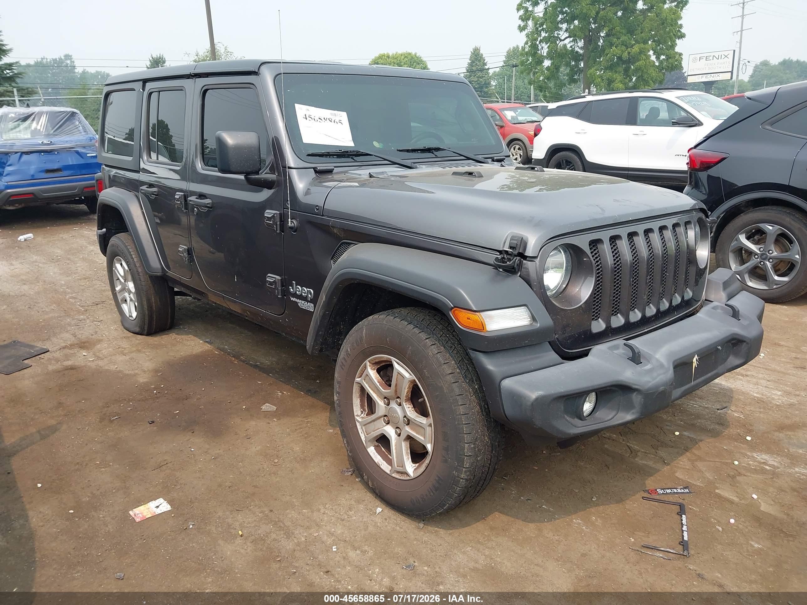 2021 Jeep Wrangler Unlimited Freedom, VIN 1C4HJXDN8MW625649 — Side