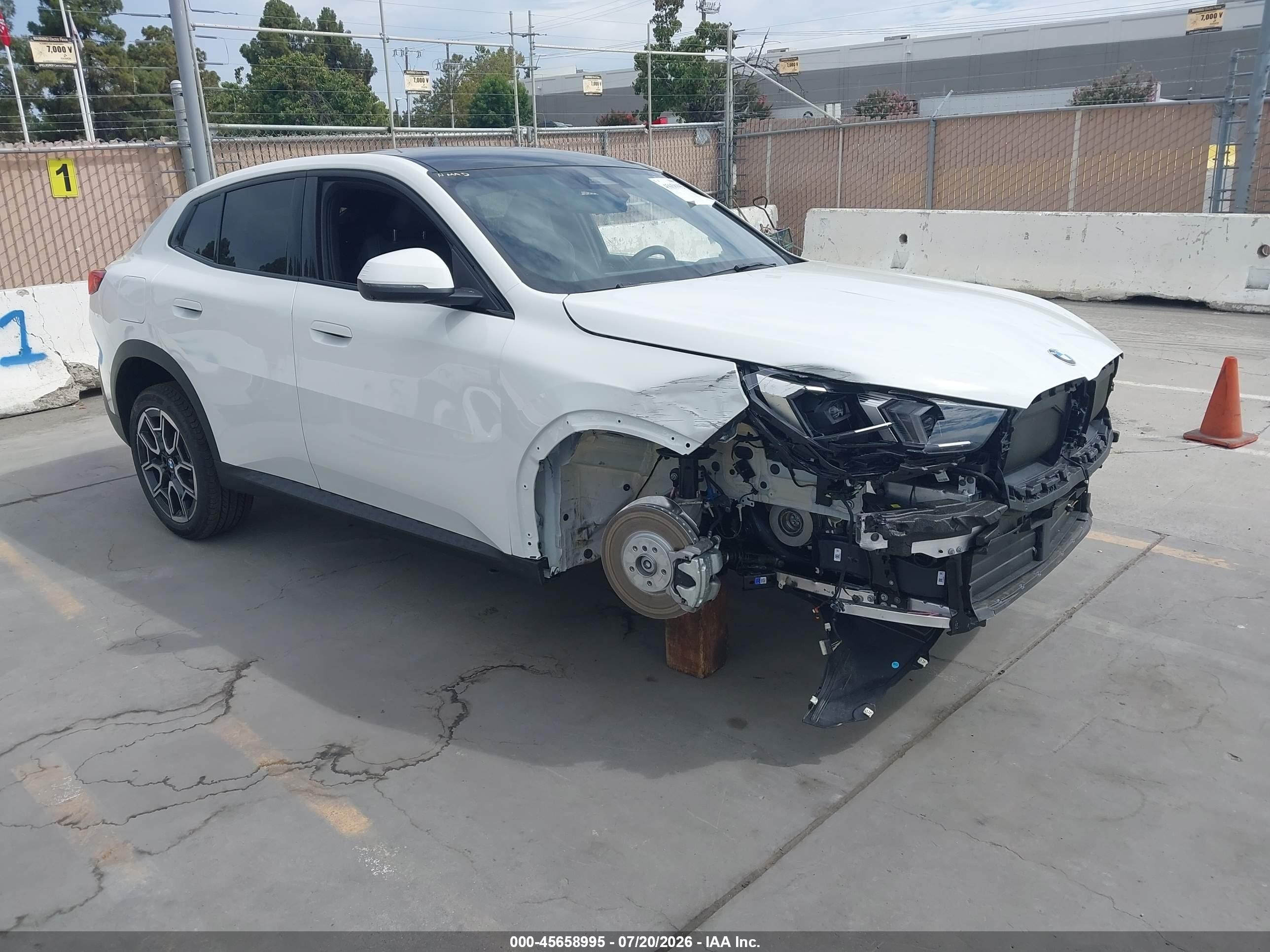 2026 BMW X2 xDrive28i, VIN WBX63GM07T5683670 — Front end