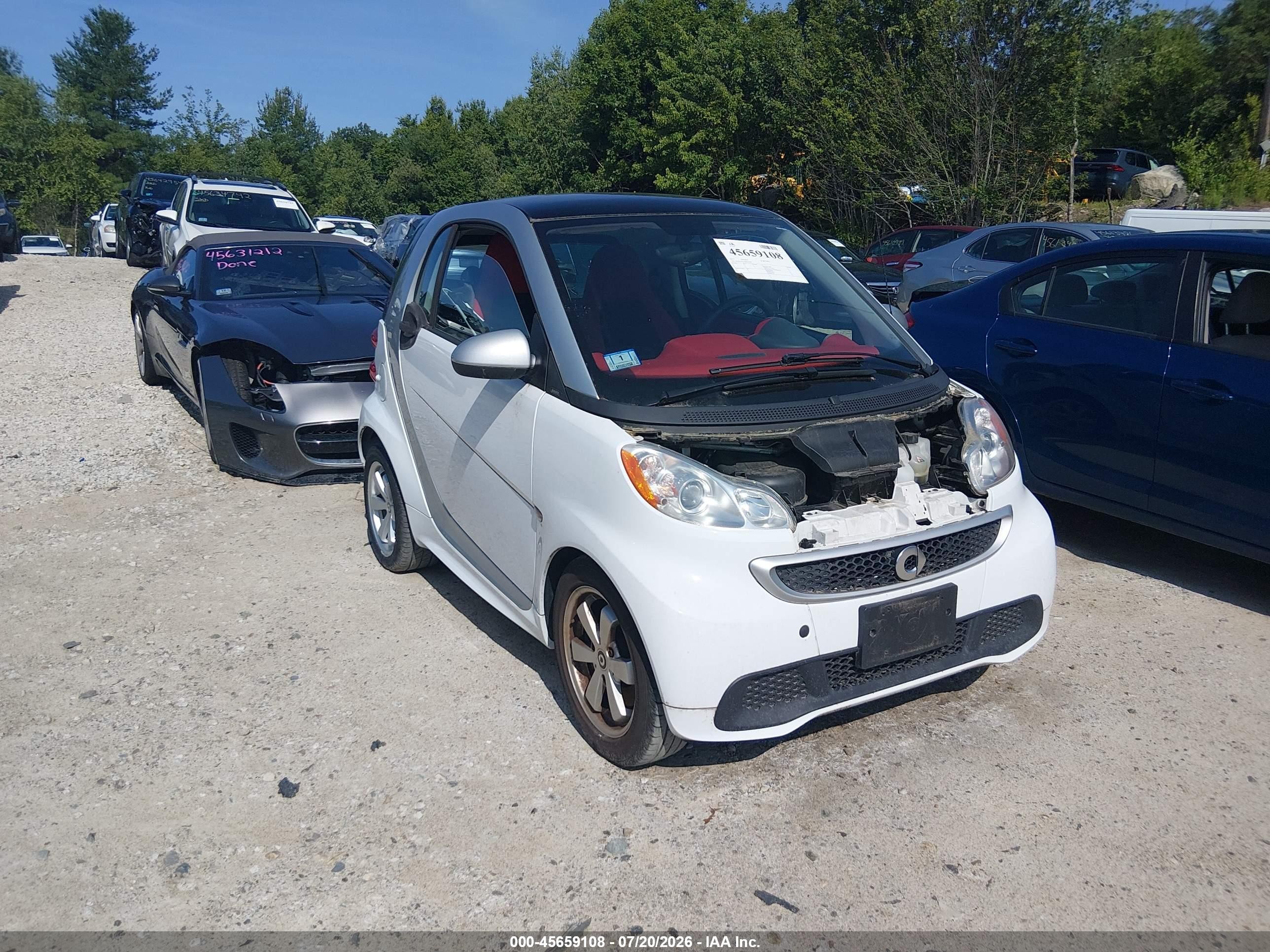 2013 Smart fortwo Pure, VIN WMEEJ3BA7DK670294 — Обычный износ