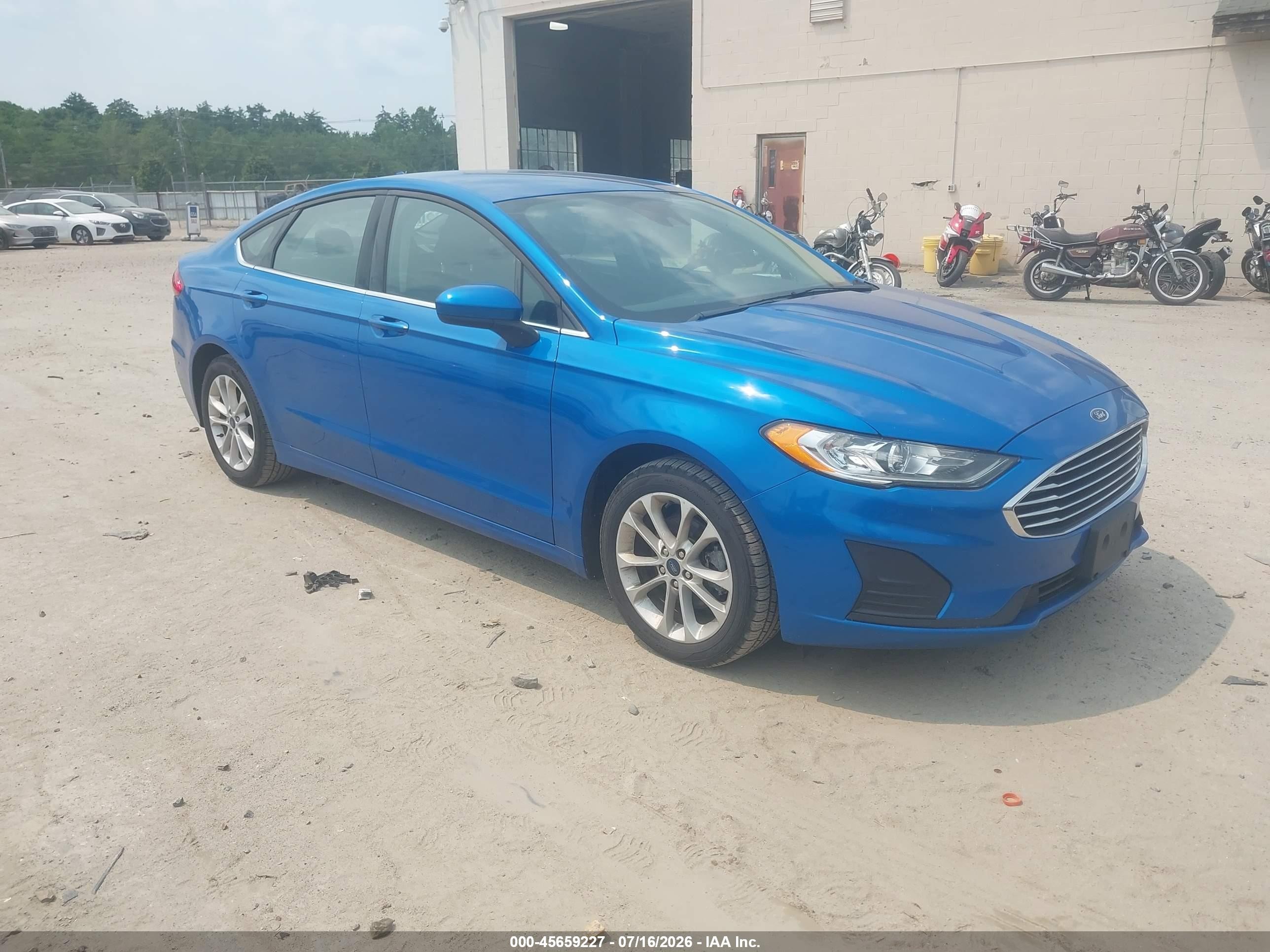 2020 Ford Fusion SE, VIN 3FA6P0LU5LR196807 — Обычный износ
