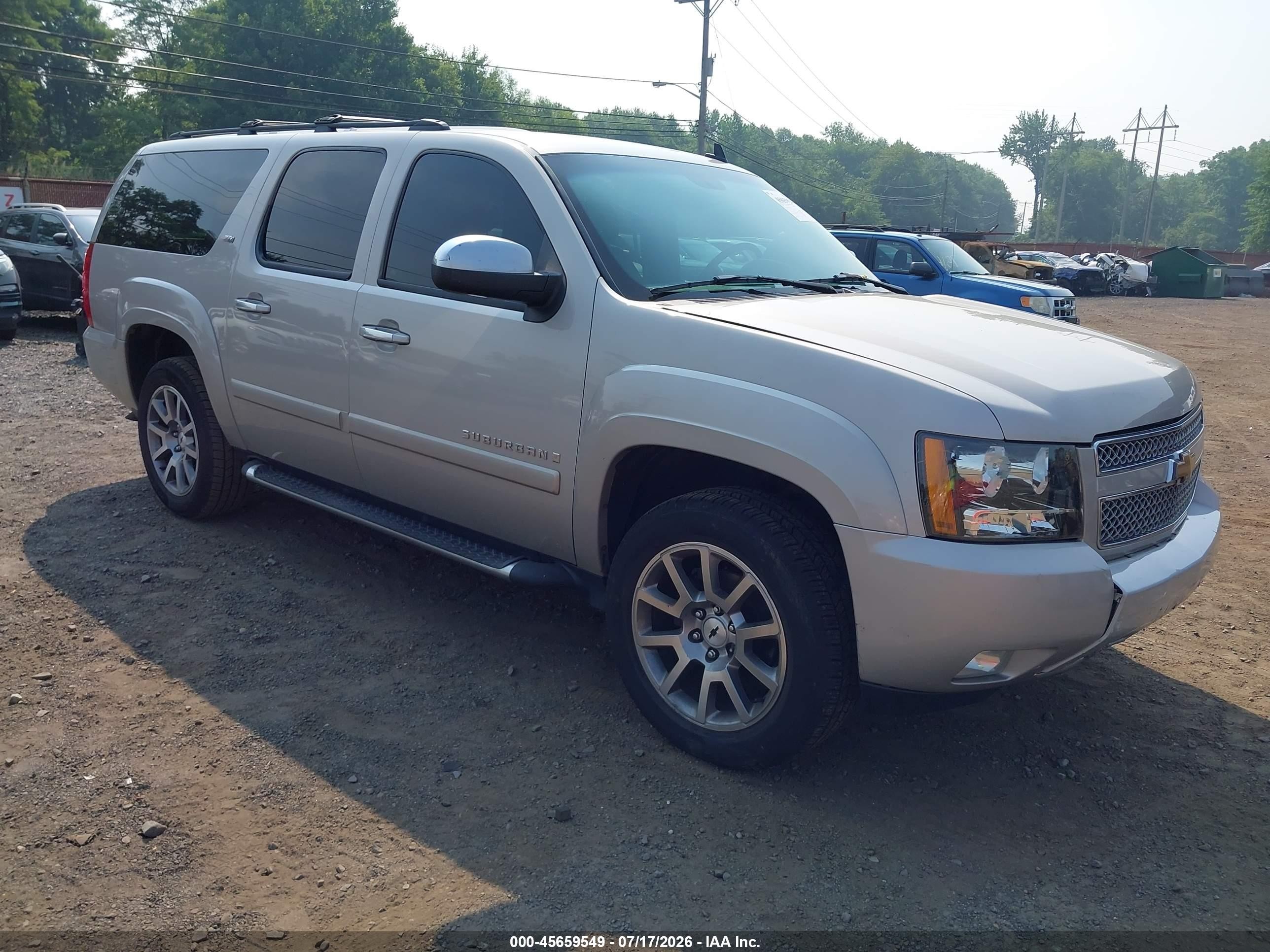 2007 Chevrolet Suburban LT, VIN 3GNFK16327G275202 — Rear end