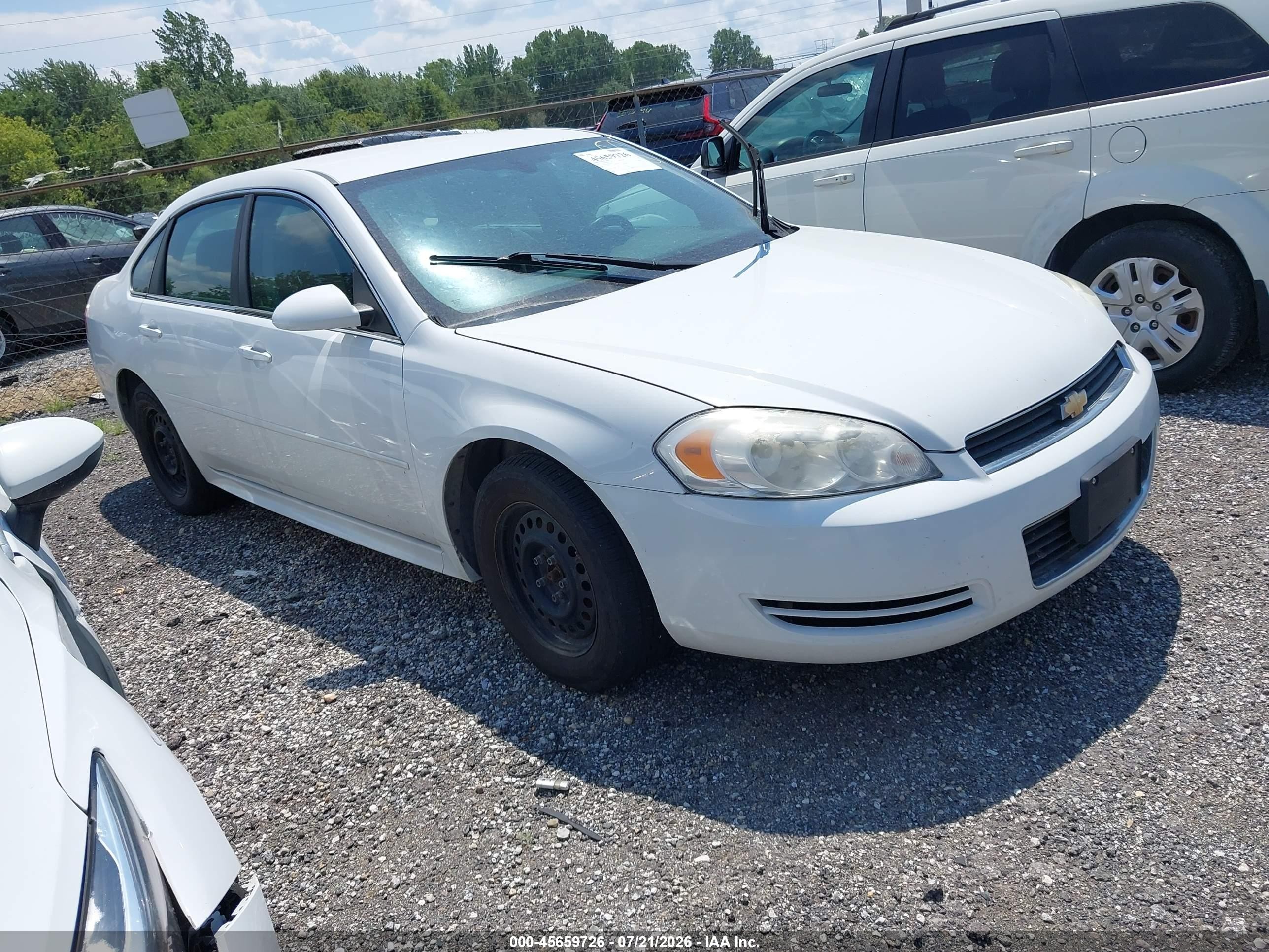 2011 Chevrolet Impala LS Fleet, VIN 2G1WF5EK0B1143496 — Перед