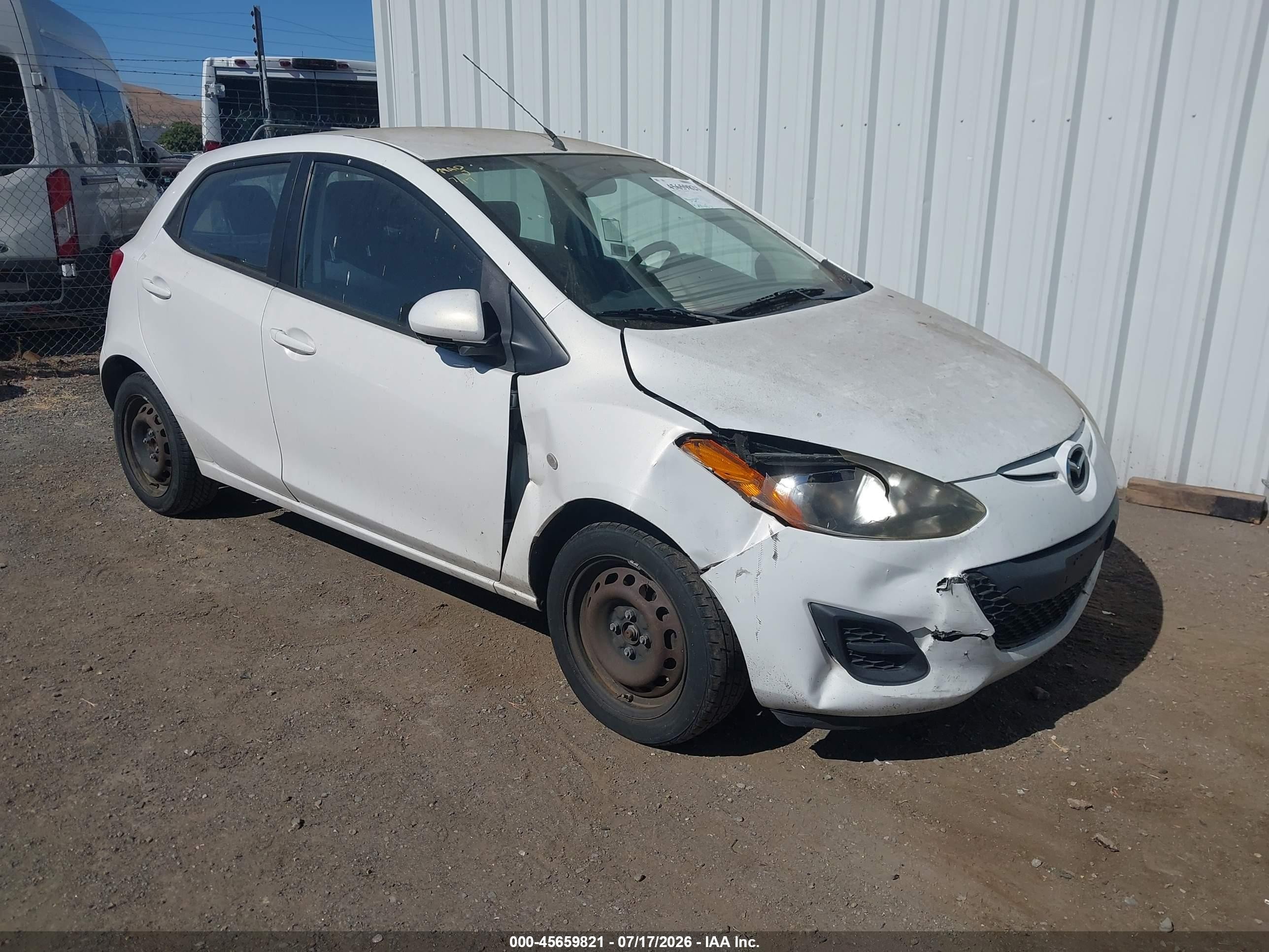 2013 Mazda 2 Sport, VIN JM1DE1KZXD0157335 — Front end