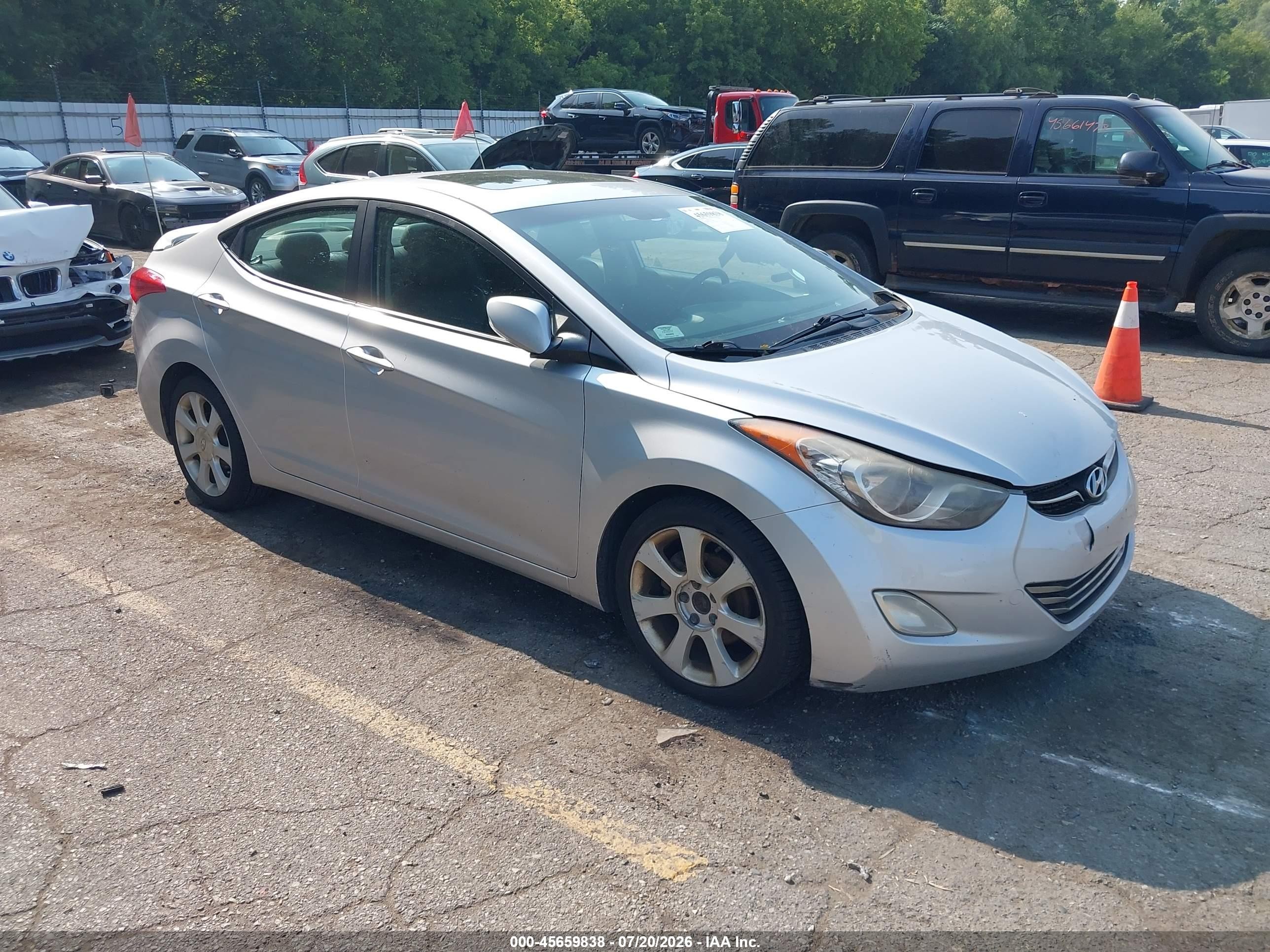 2011 Hyundai Elantra GLS, VIN KMHDH4AE3BU148663 — Rear end