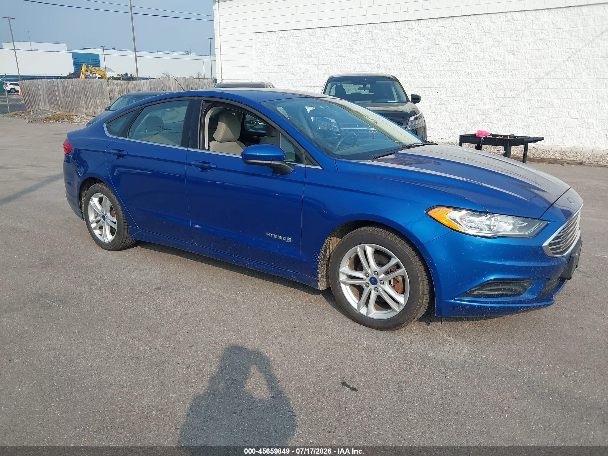 2018 Ford Fusion S, VIN 3FA6P0UU4JR122306 — Normal wear
