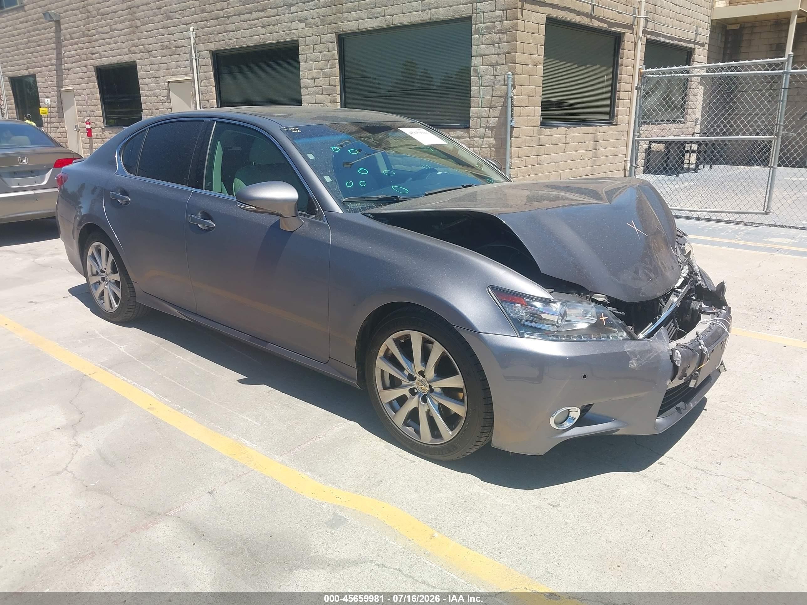 2013 Lexus GS 350, VIN JTHBE1BL6D5007873 — Перед
