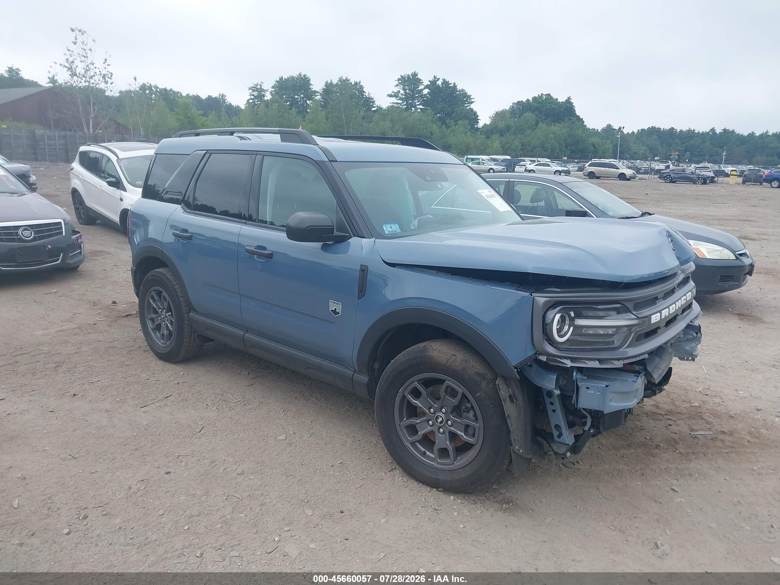2024 Ford Bronco Sport Big Bend, VIN 3FMCR9B60RRE45792 — Front end