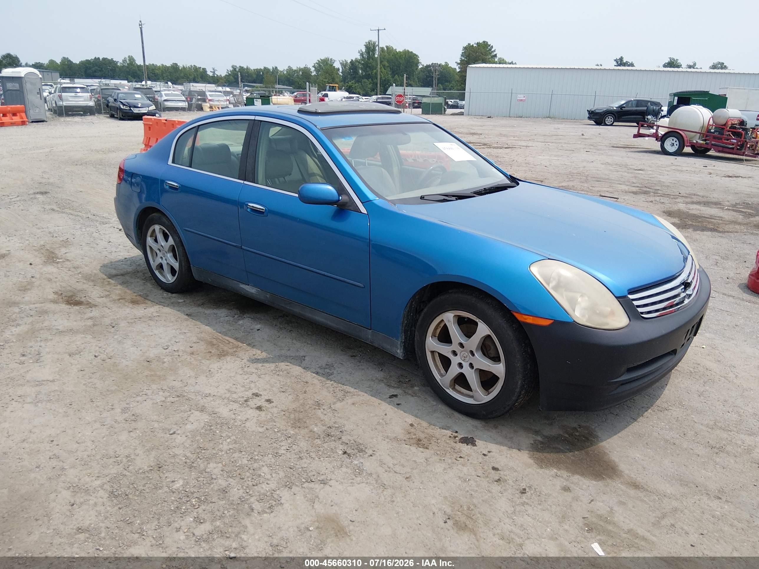 2003 Infiniti G35 w/Leather, VIN JNKCV51E53M309044 — Normal wear