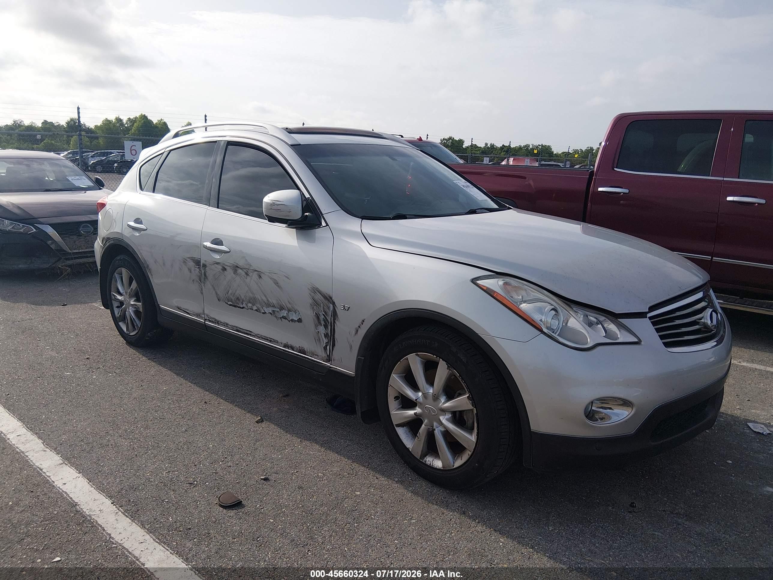 2015 Infiniti QX50 Journey, VIN JN1BJ0HP2FM730200 — Side