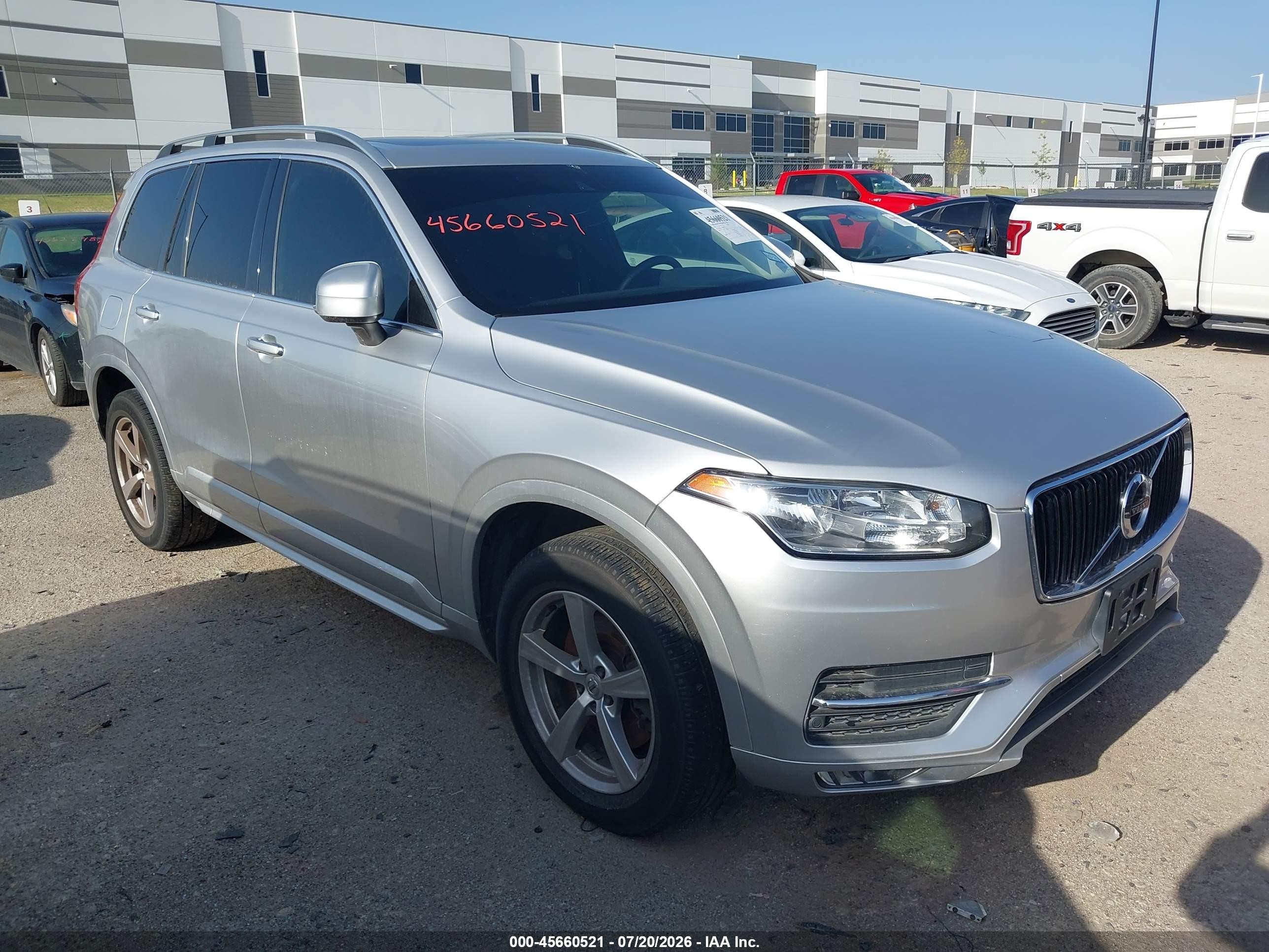 2016 Volvo XC90 T5 Momentum, VIN YV4102KK7G1063886 — Обычный износ