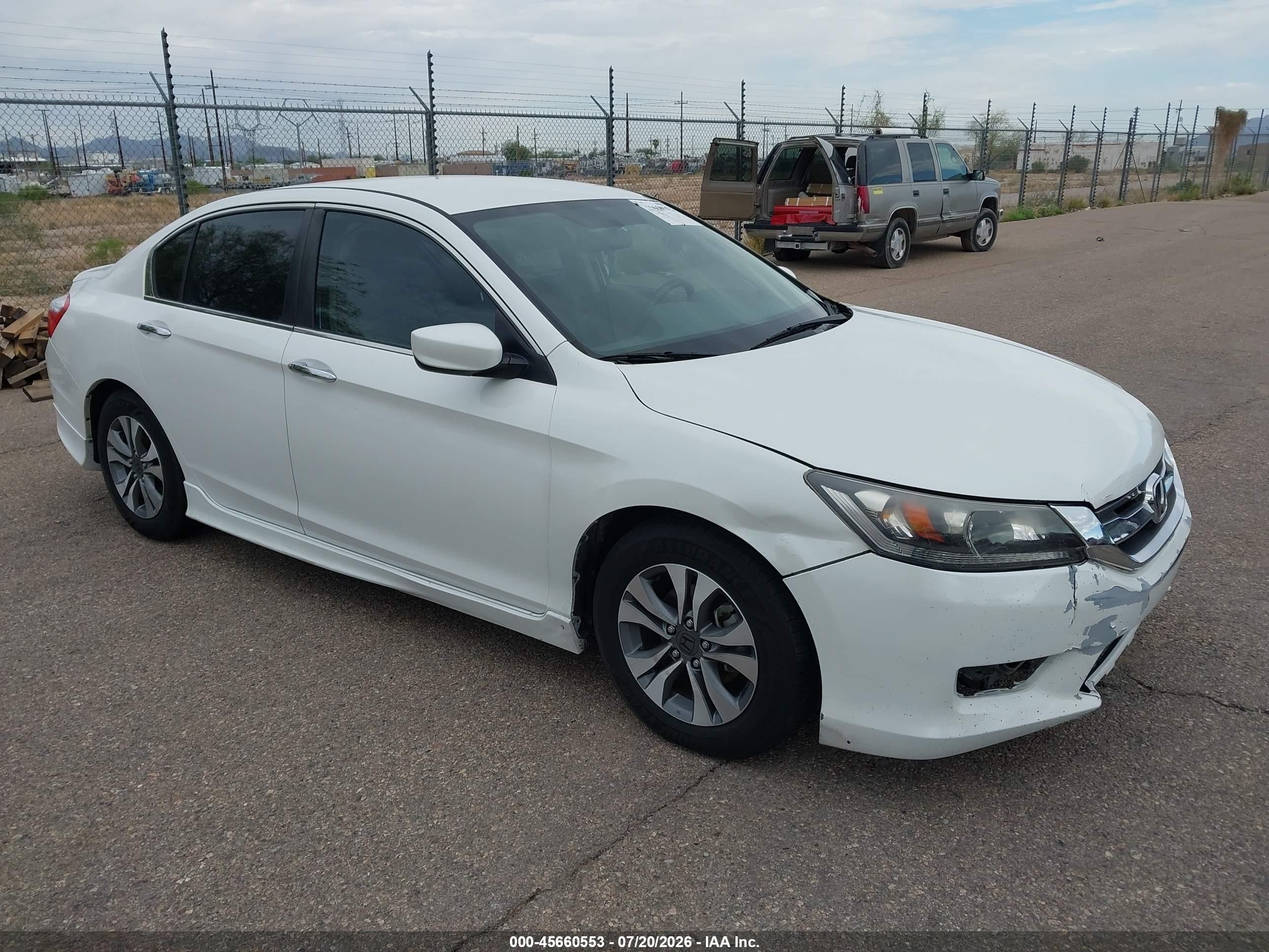 2013 Honda Accord LX, VIN 1HGCR2F32DA191194 — Front end