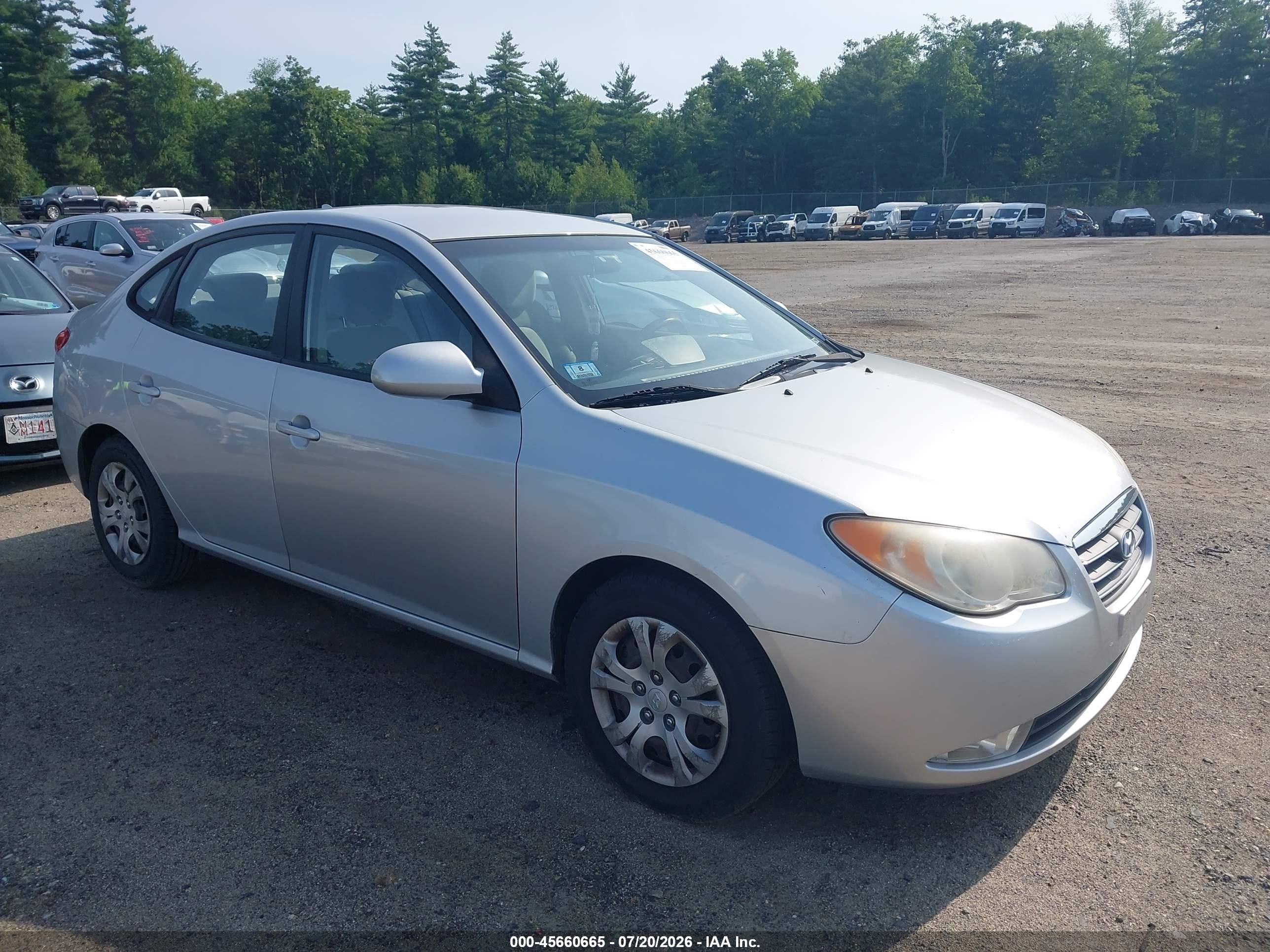 2010 Hyundai Elantra GLS, VIN KMHDU4AD6AU845035 — Normal wear