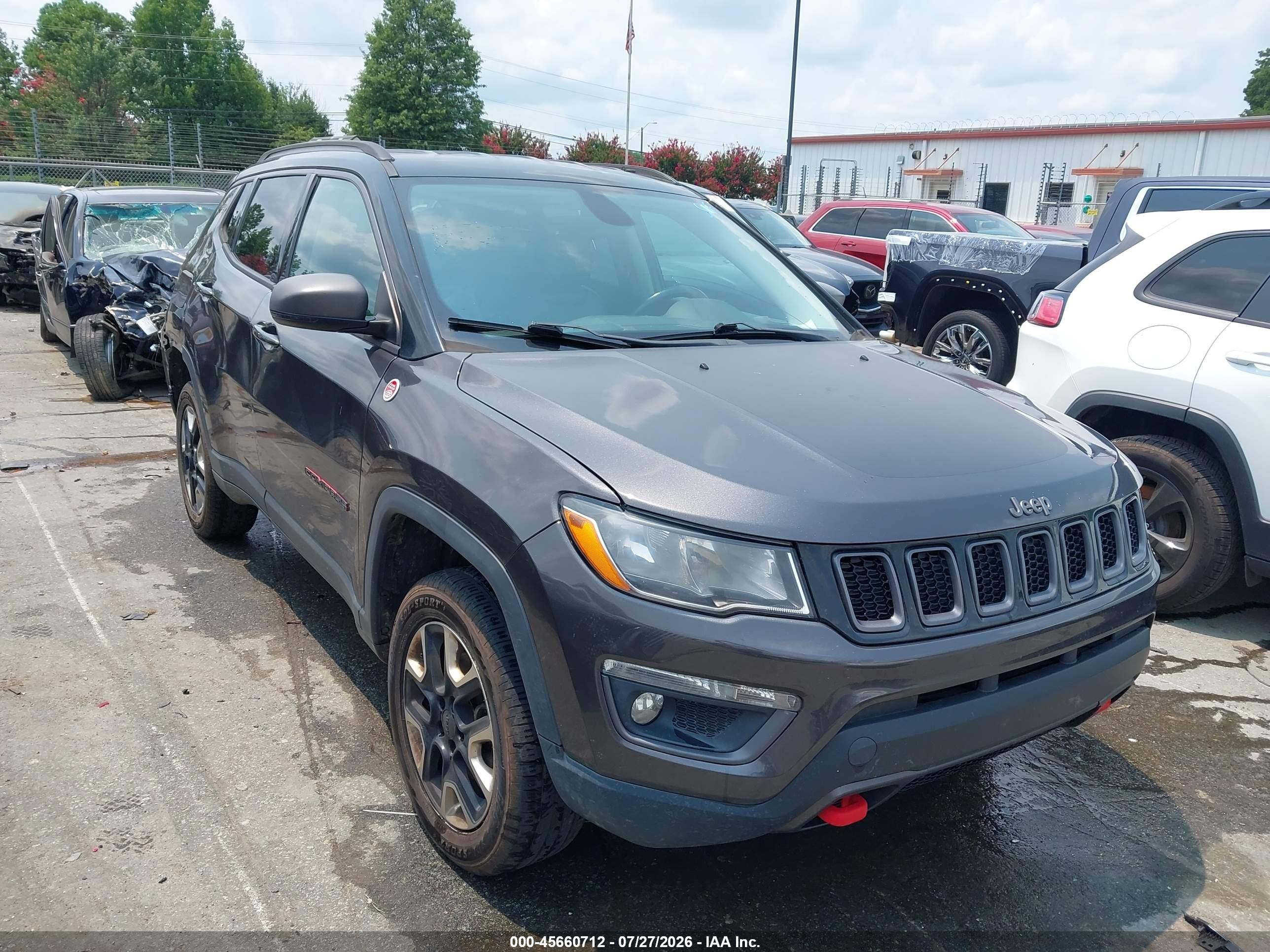 2018 Jeep Compass Trailhawk, VIN 3C4NJDDB6JT210242 — Rear end