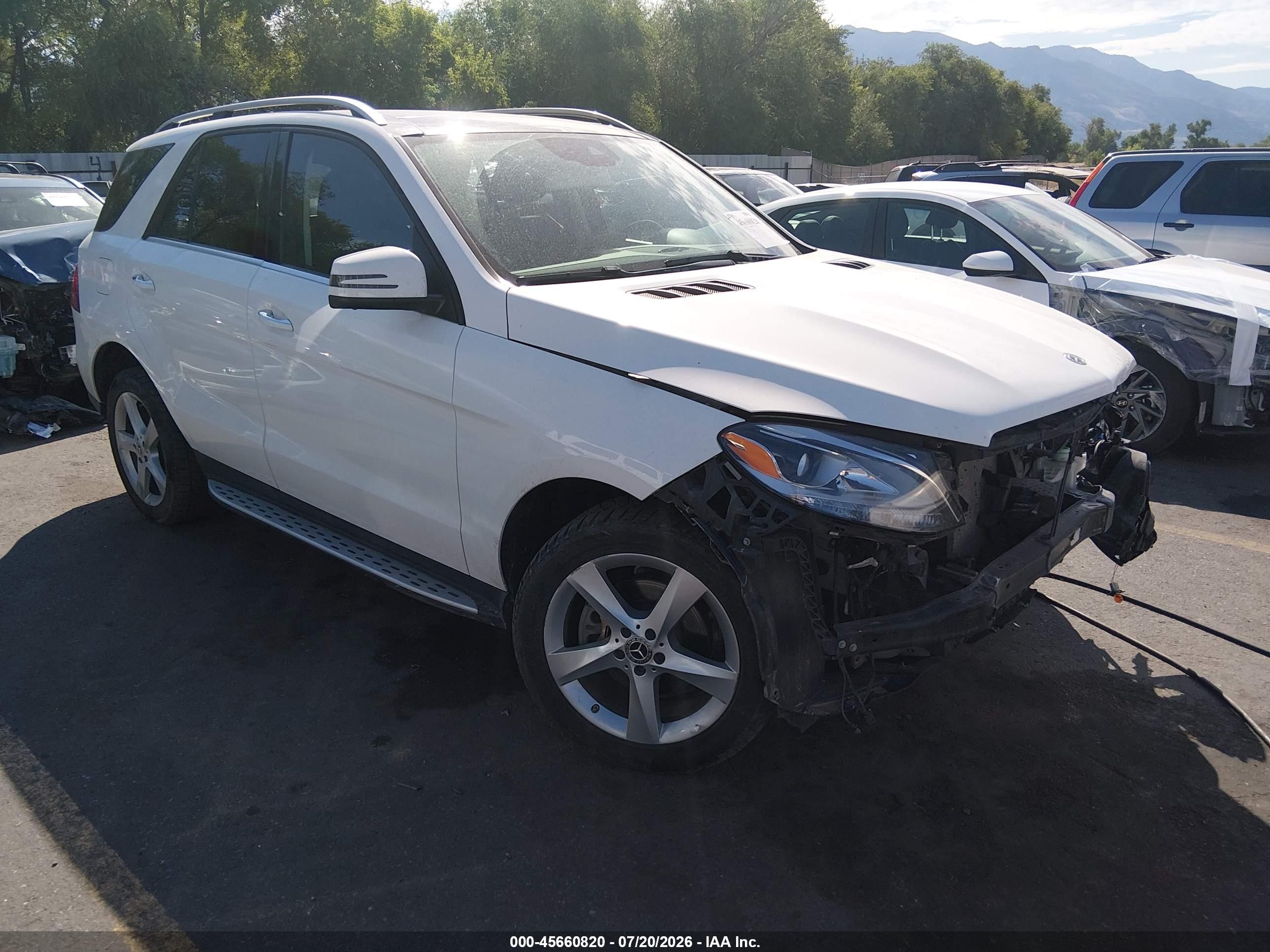 2018 Mercedes-Benz GLE 350, VIN 4JGDA5HB3JB137257 — Front end