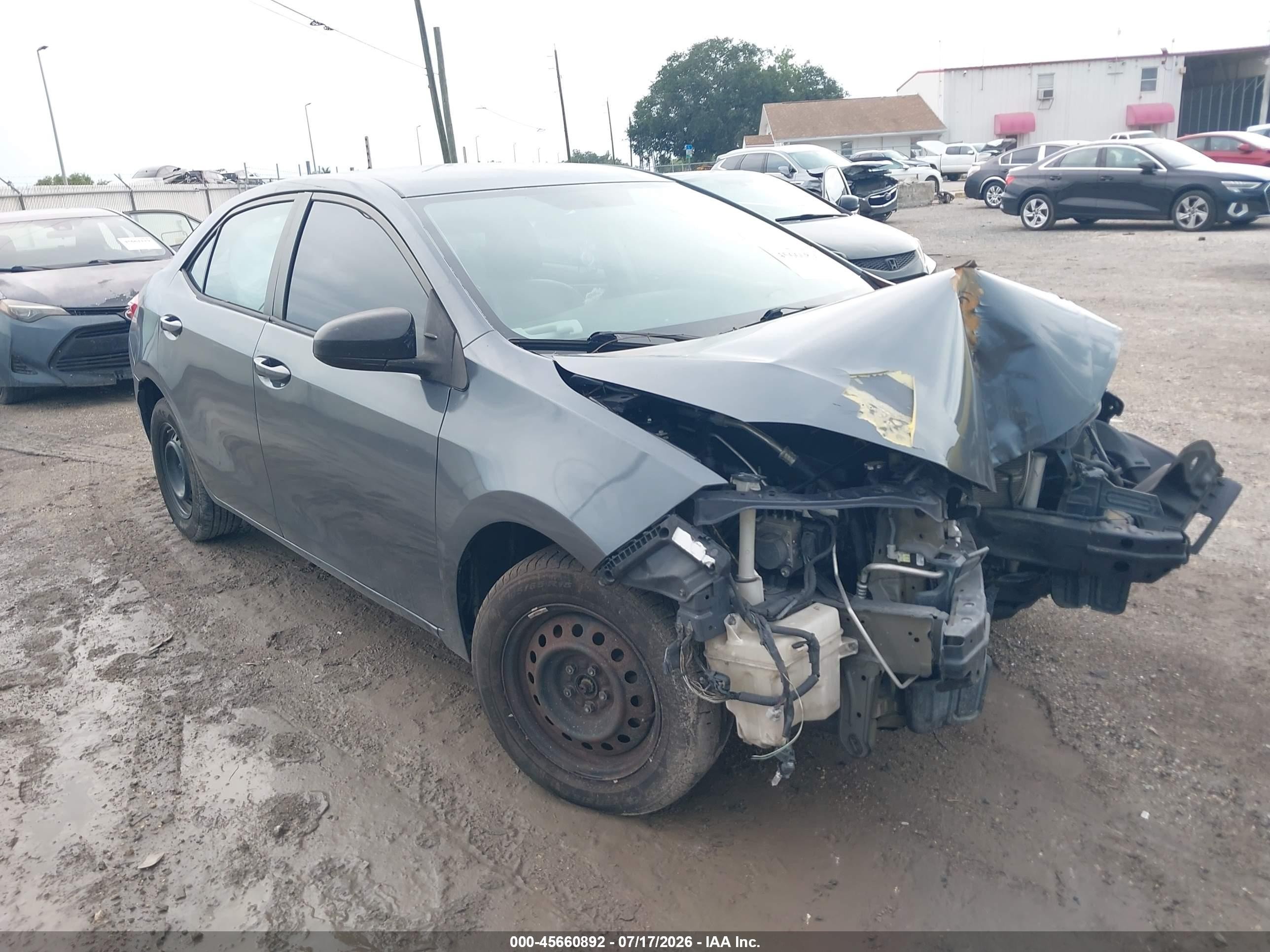 2014 Toyota Corolla LE, VIN 5YFBURHE7EP113863 — Front end