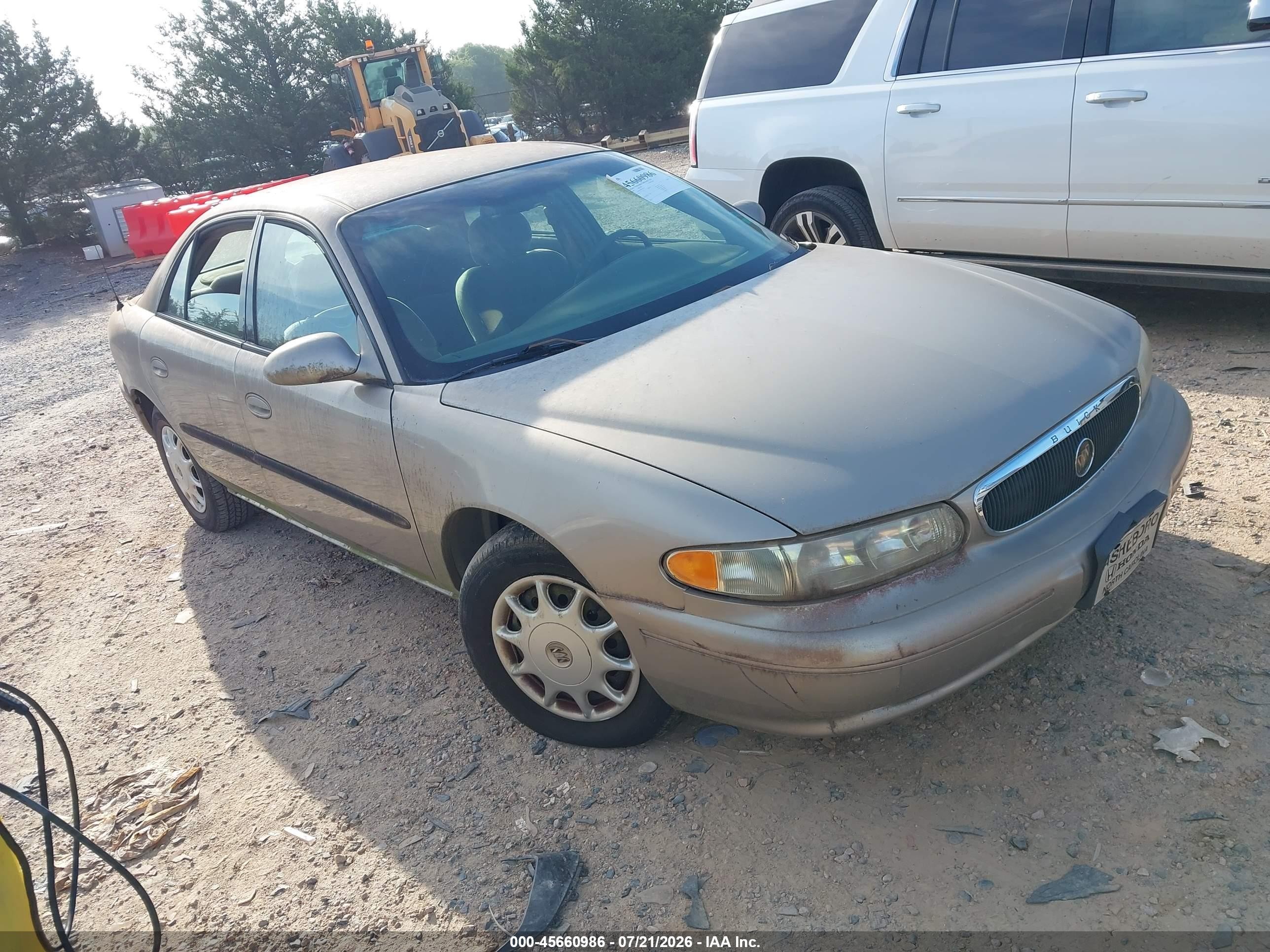 2003 Buick Century Custom, VIN 2G4WS52J431103157 — Rear end