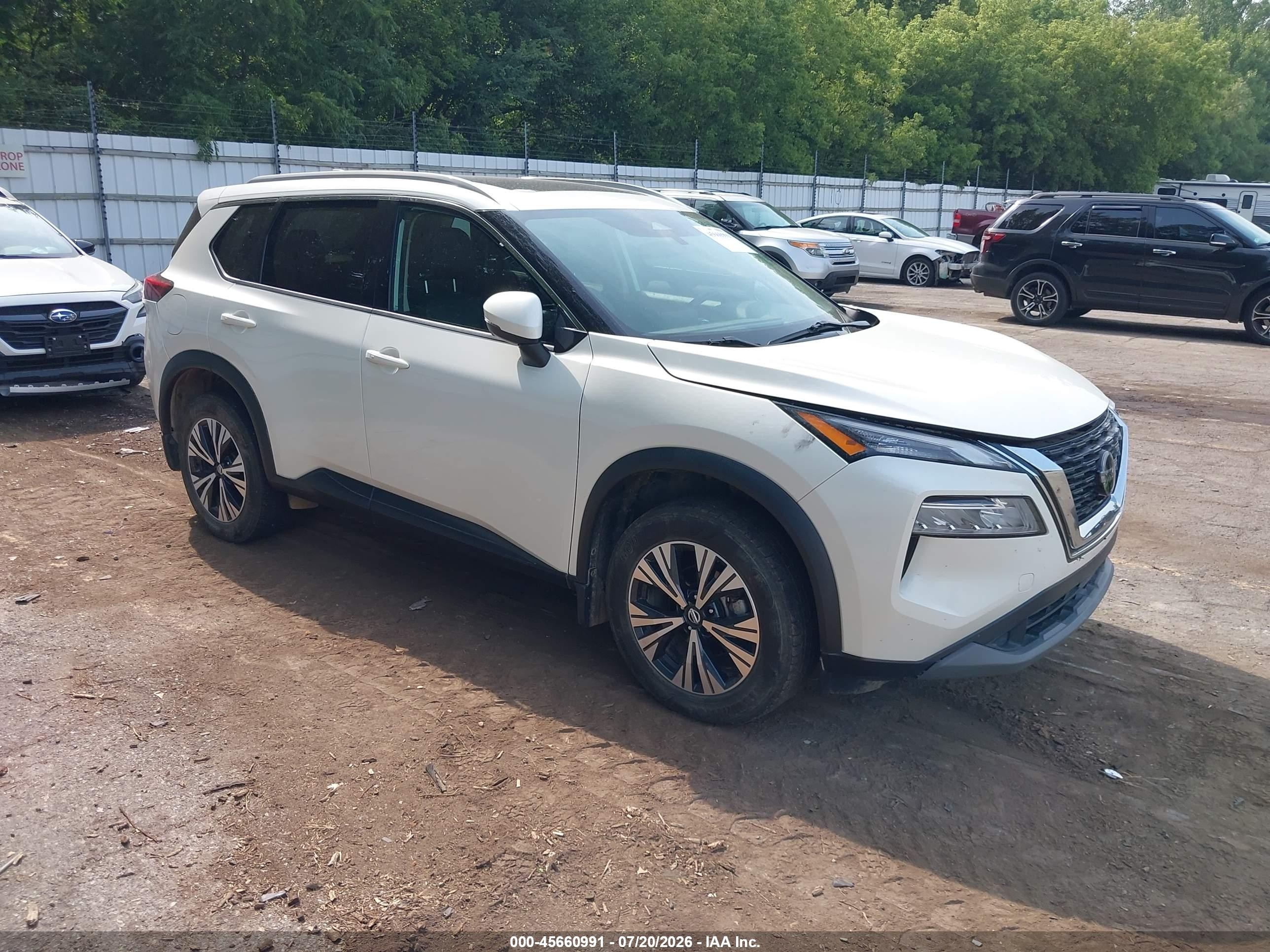 2021 Nissan Rogue SV, VIN 5N1AT3BB7MC707544 — Rear end