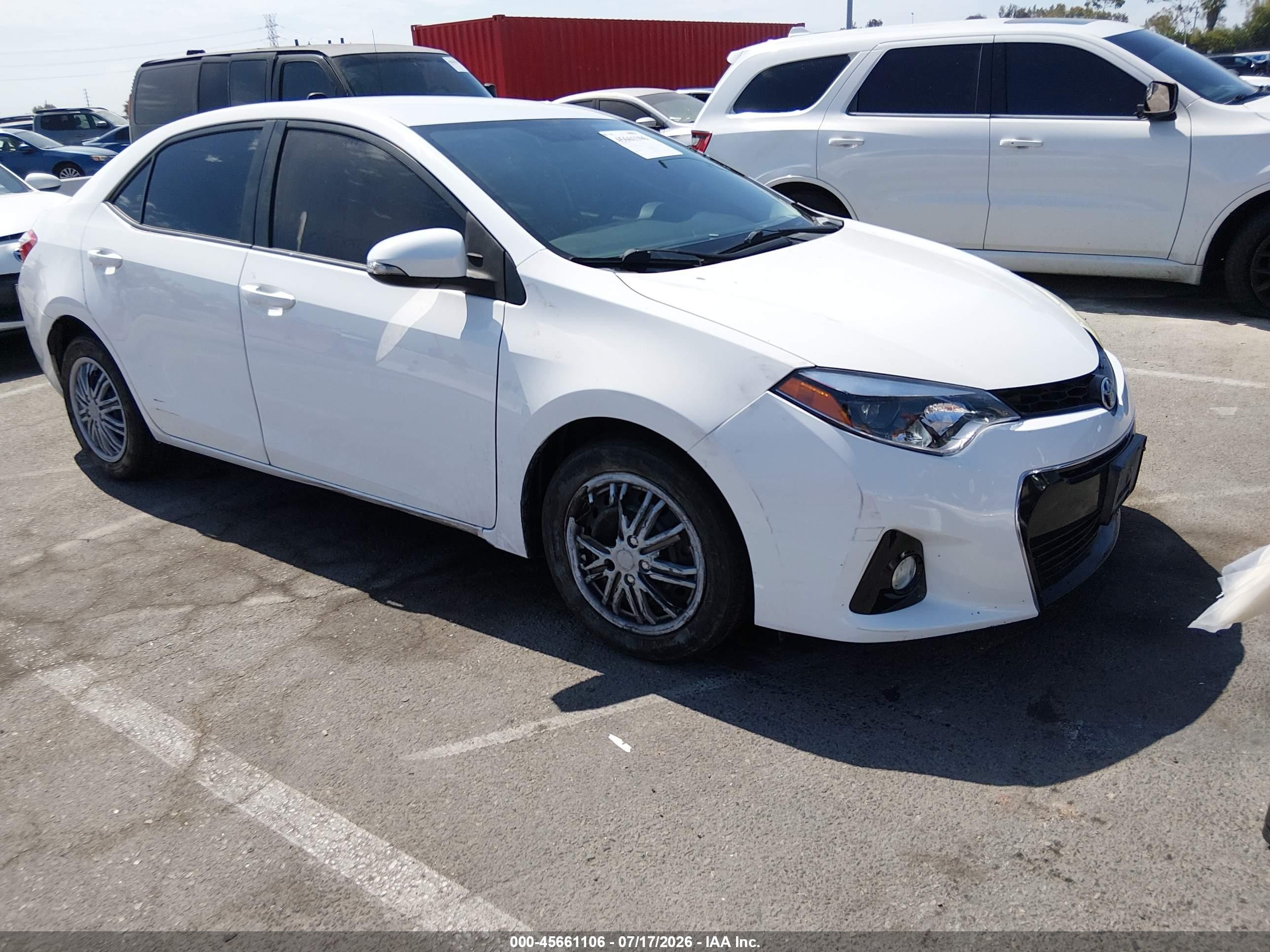 2014 Toyota Corolla S Plus, VIN 5YFBURHE2EP100955 — Front end
