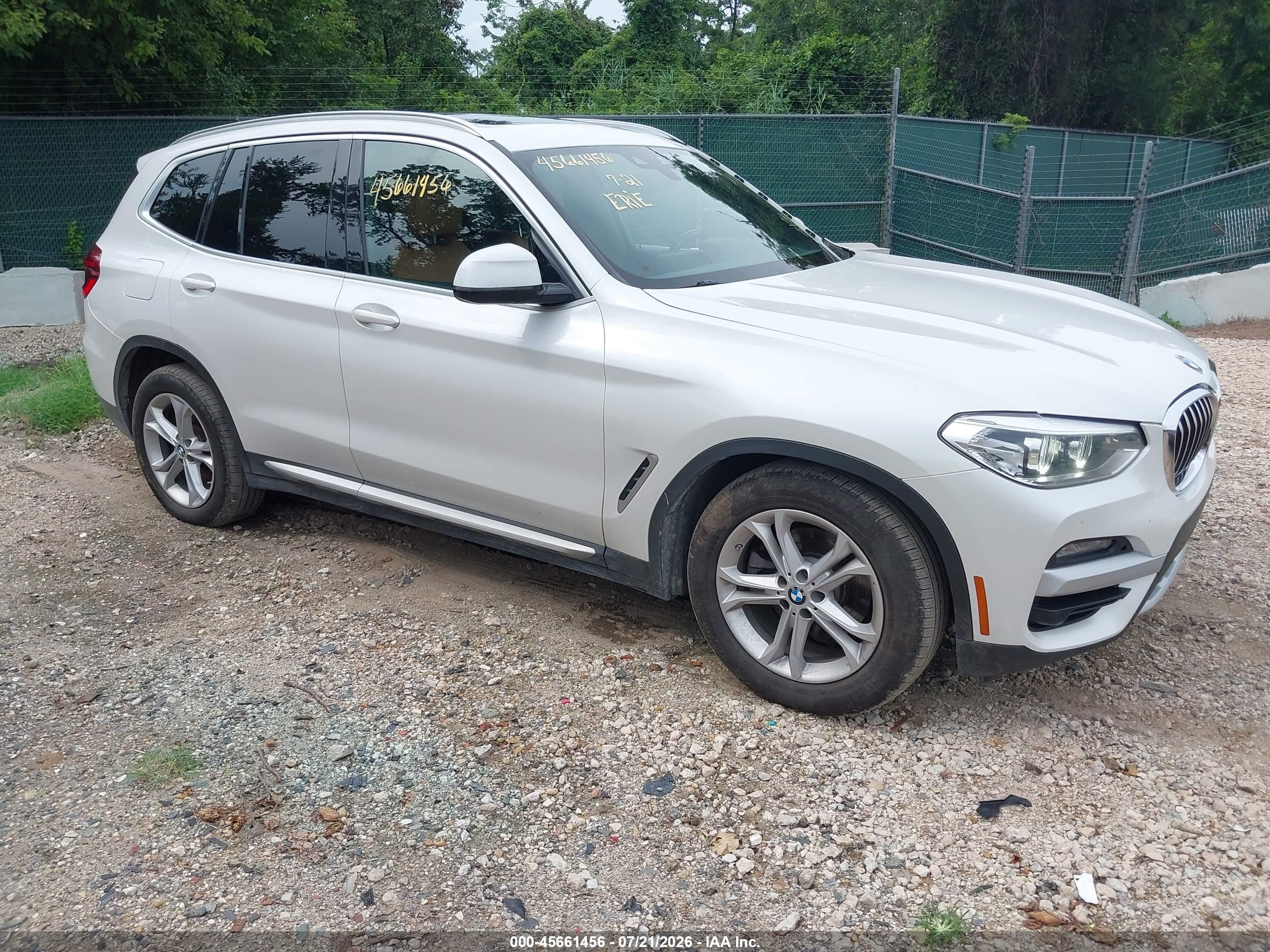 2020 BMW X3 xDrive30i, VIN 5UXTY5C00L9D68209 — Перед
