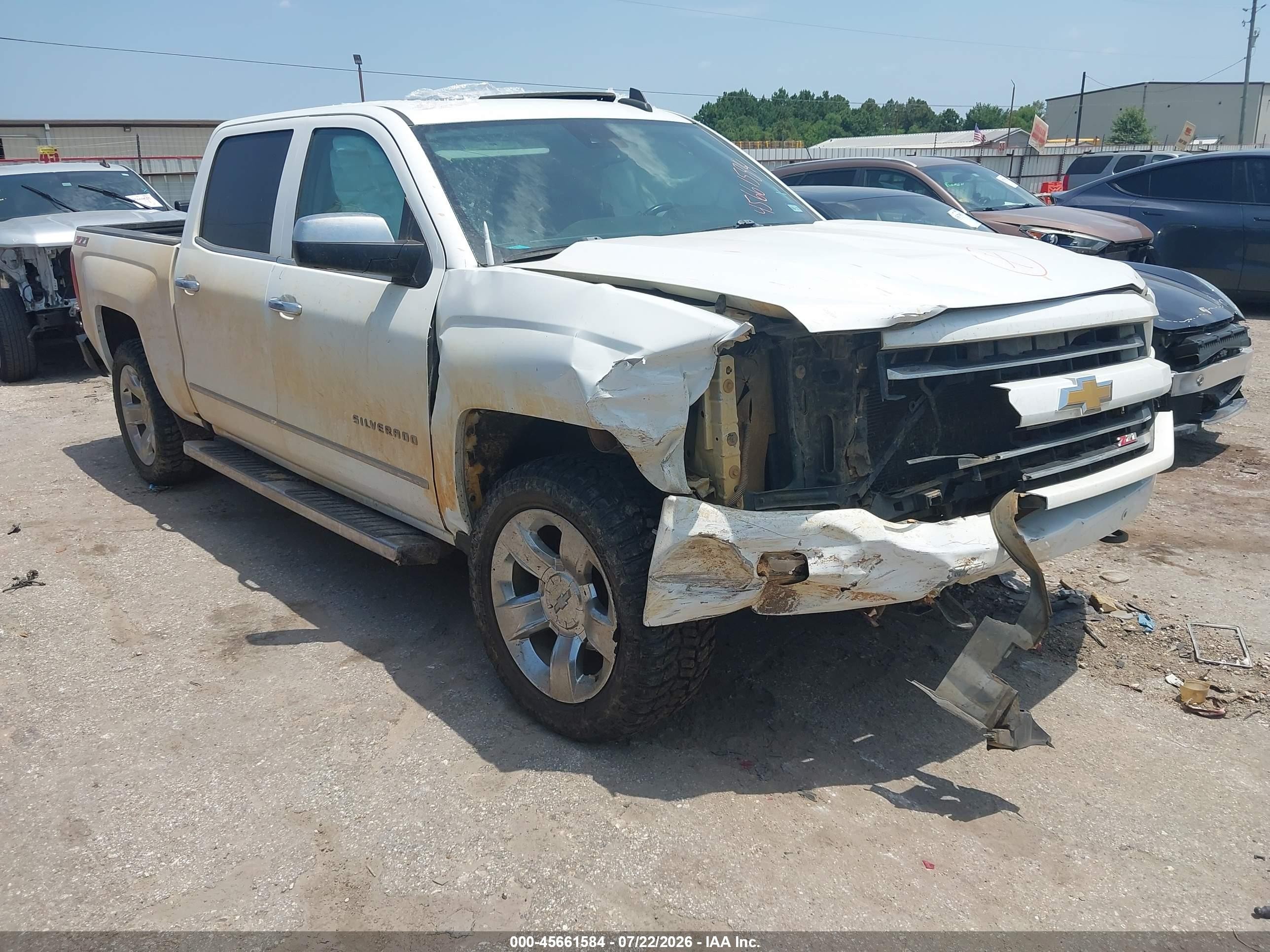 2016 Chevrolet Silverado 1500 LTZ, VIN 3GCUKSEC4GG207409 — Front end