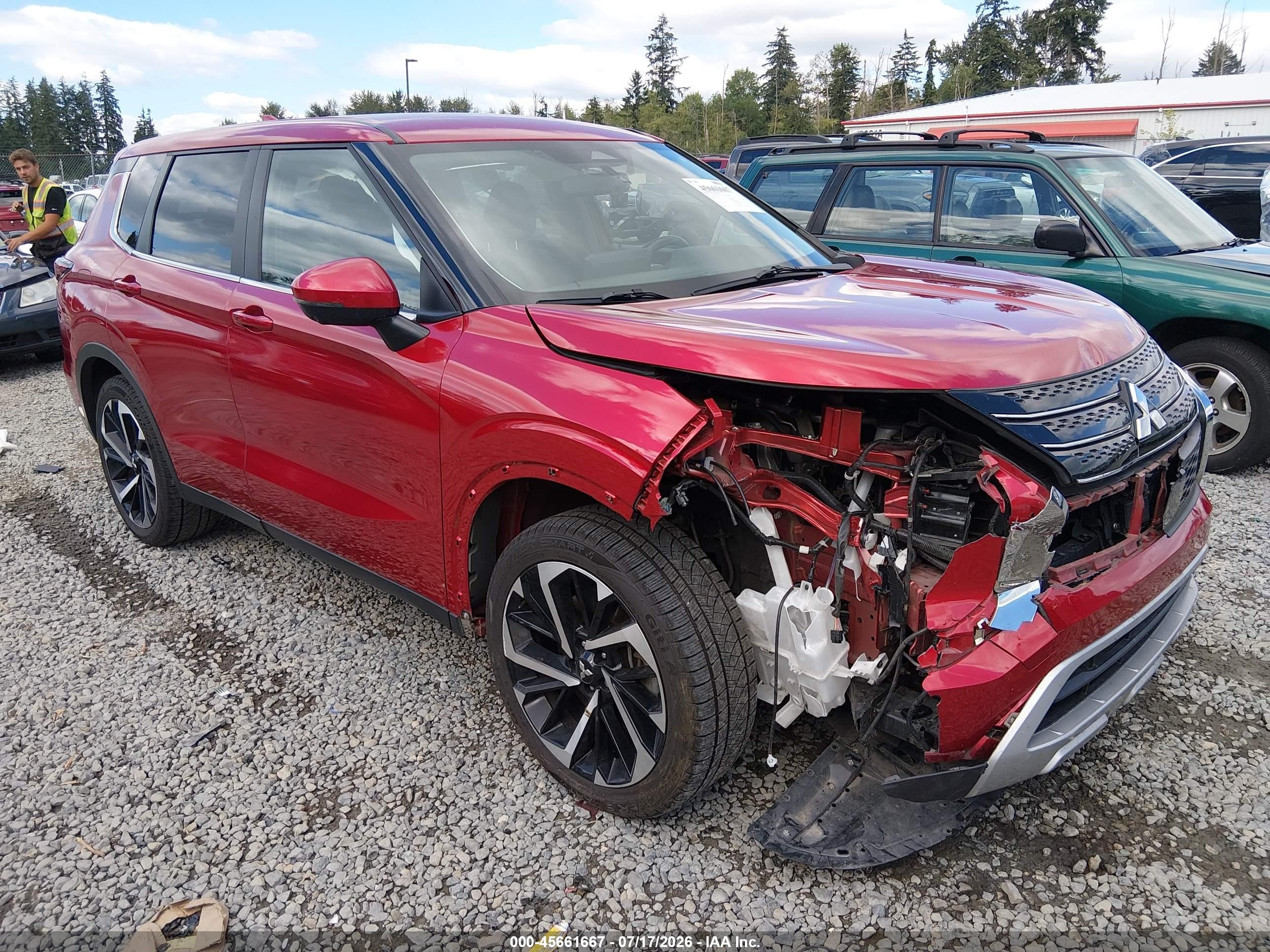 2023 Mitsubishi Outlander SE, VIN JA4J4UA81PZ013232 — Front end