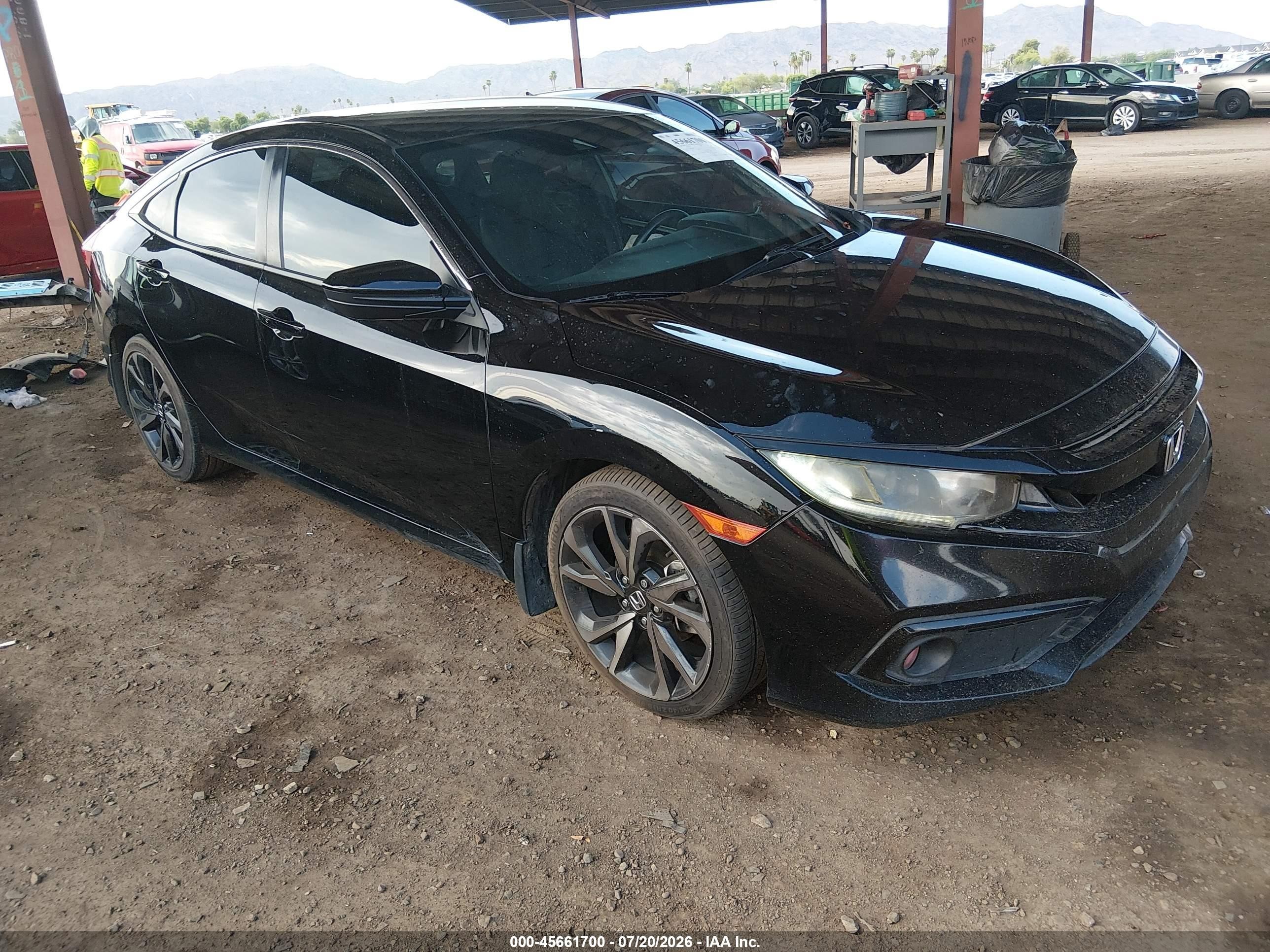 2021 Honda Civic Sport, VIN 2HGFC2F86MH555869 — Front end