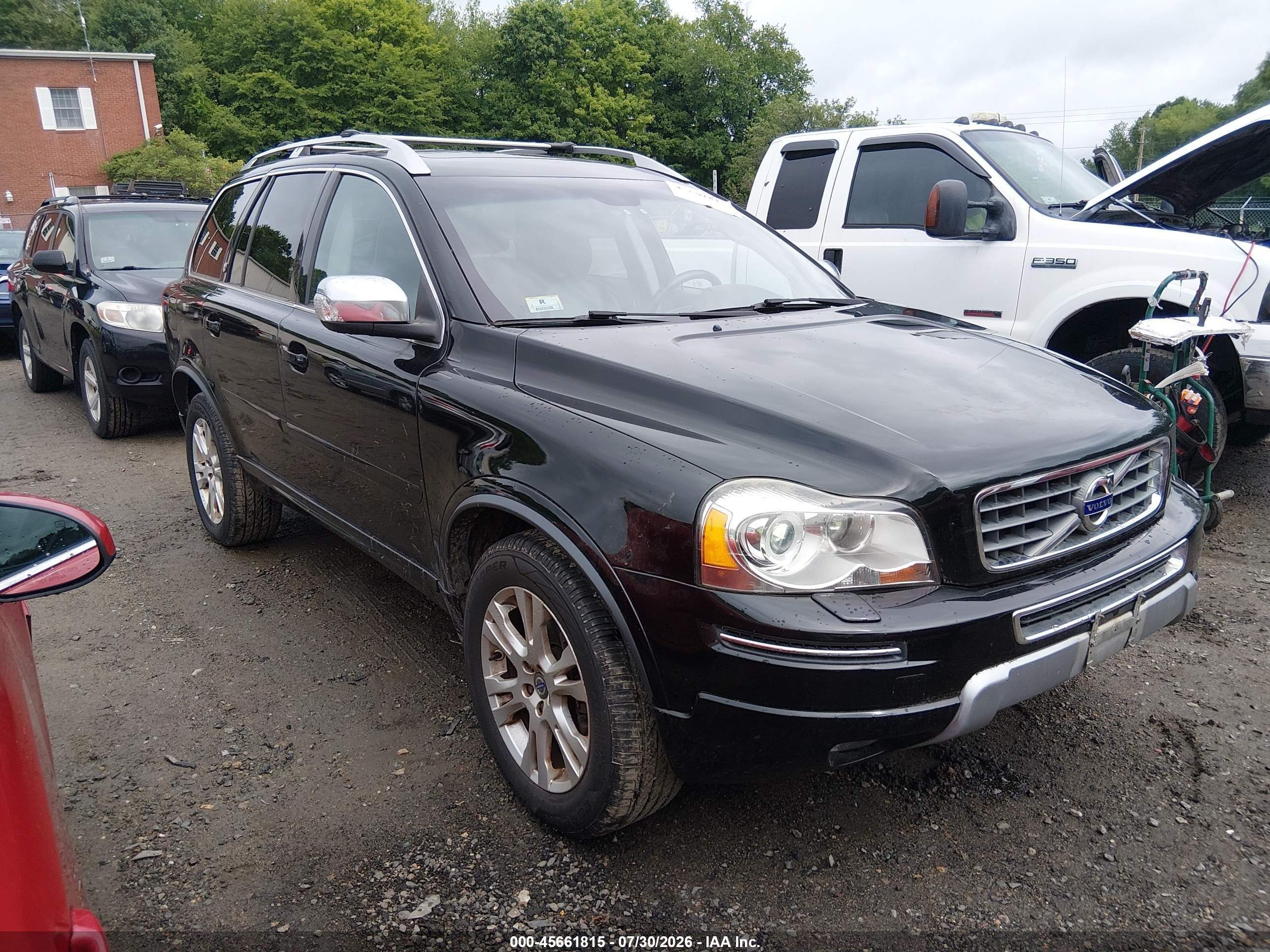 2013 Volvo XC90 Premier Plus, VIN YV4952CZ8D1669239 — Normal wear