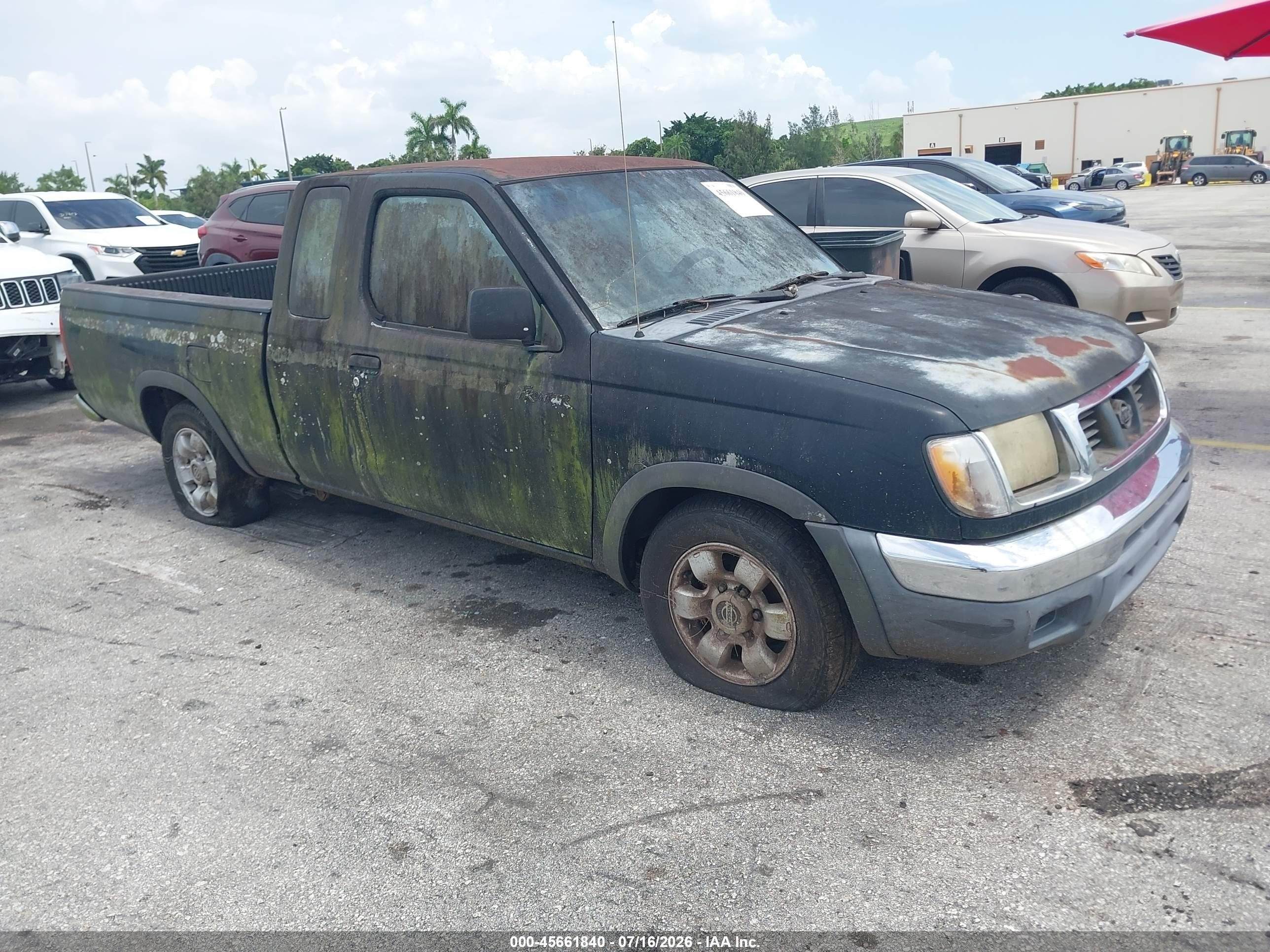 1998 Nissan Frontier XE, VIN 1N6DD26S2WC365844 — Normal wear