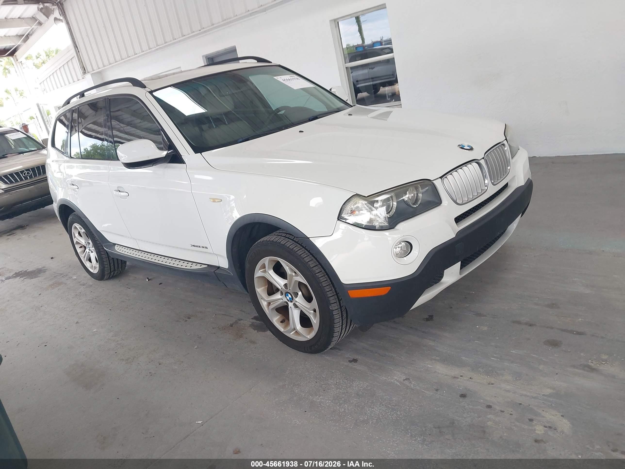 2010 BMW X3 xDrive30i, VIN WBXPC9C4XAWJ38588 — Front end