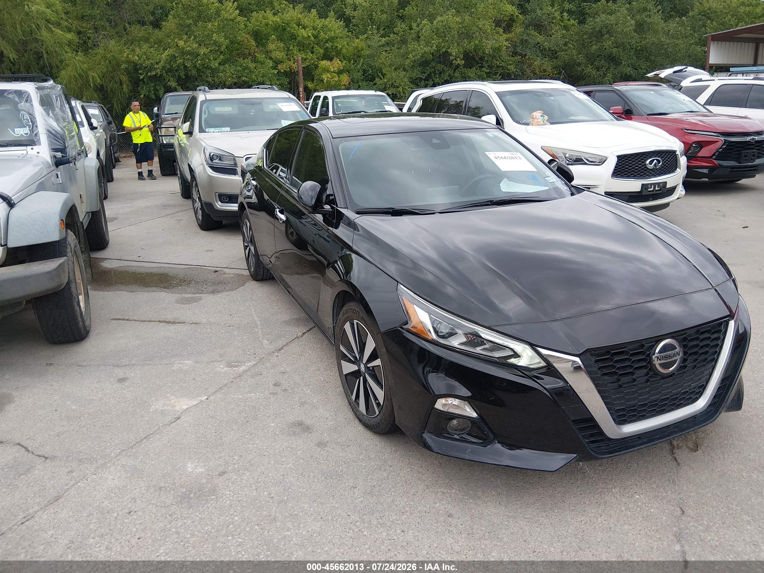 2021 Nissan Altima SL, VIN 1N4BL4EVXMN305077 — Normal wear