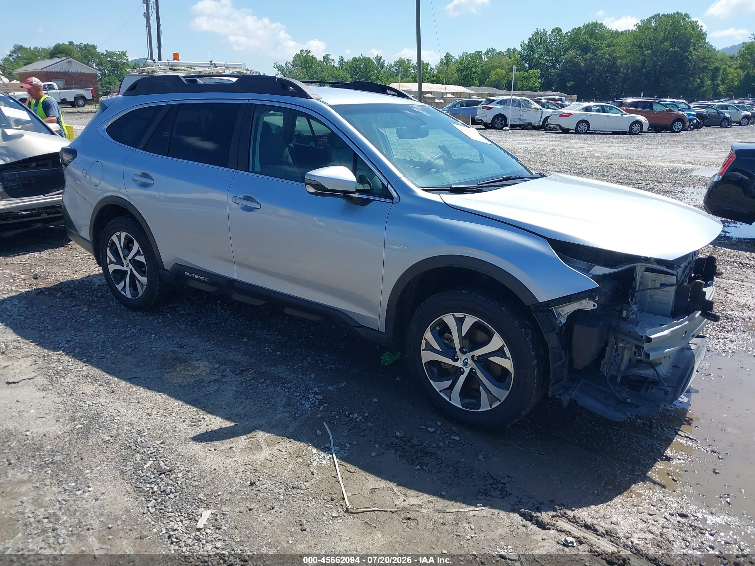 2021 Subaru Outback Limited, VIN 4S4BTAMC4M3138151 — Front end